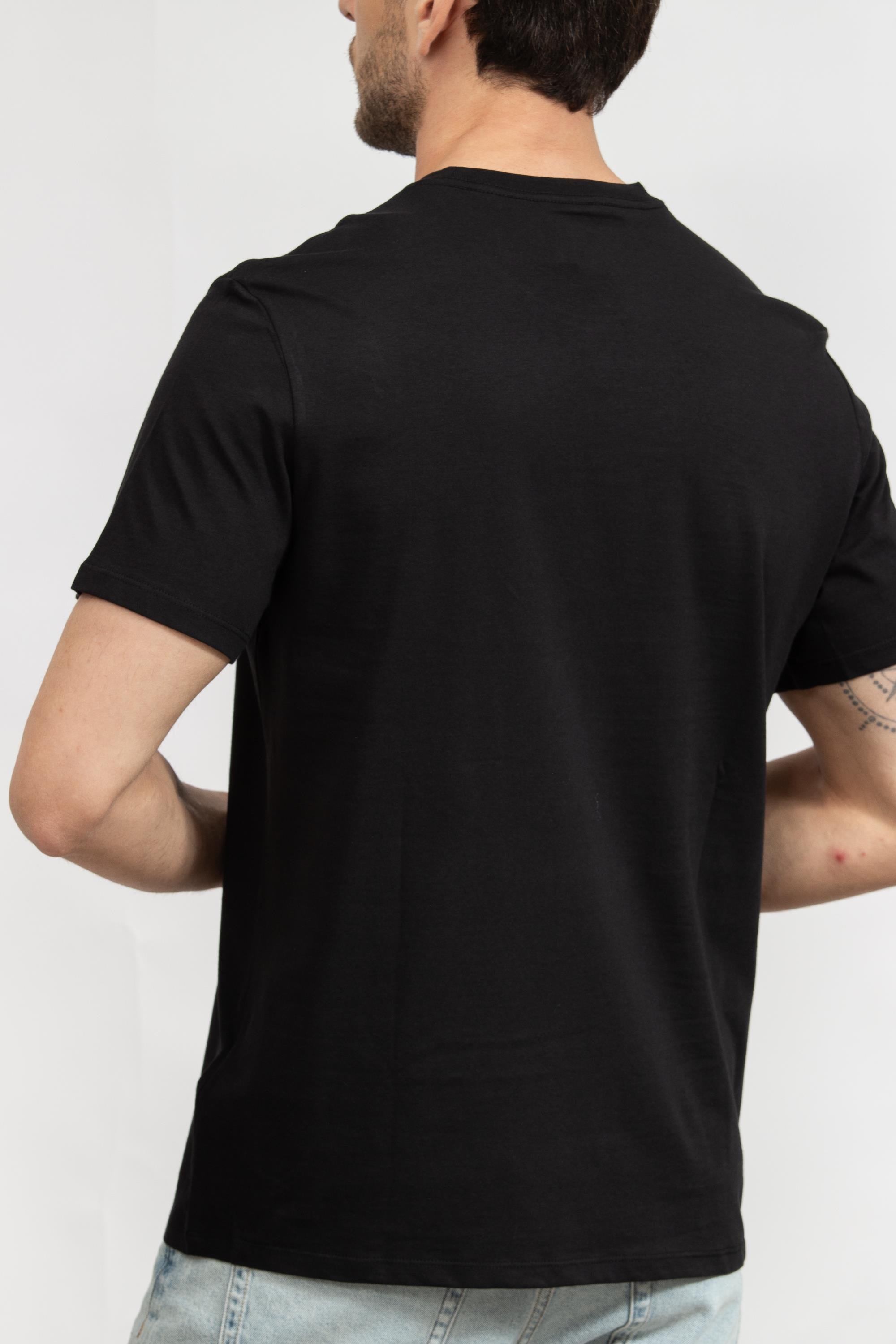 calvin-klein-erkek-bisiklet-yaka-t-shi-36b-49.jpg