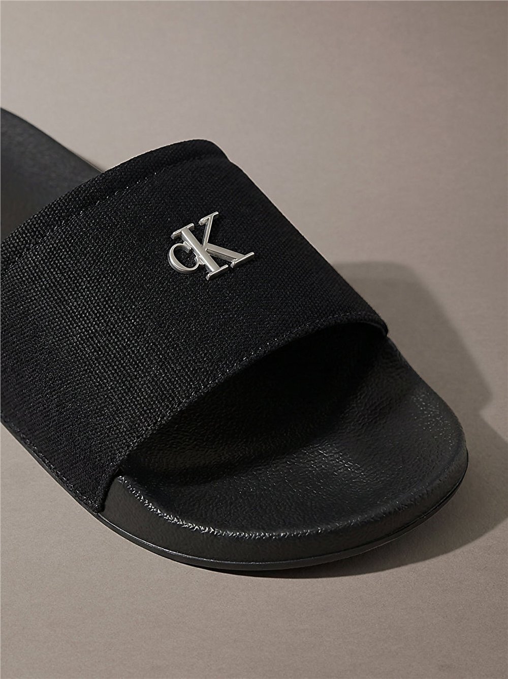 Calvin Klein Ess Slide Canvas Hdw Kadın Terlik Siyah