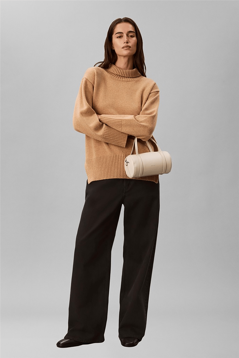Calvin Klein Foil Logo Small Duffle Bag Kadın Spor Çantası Bej