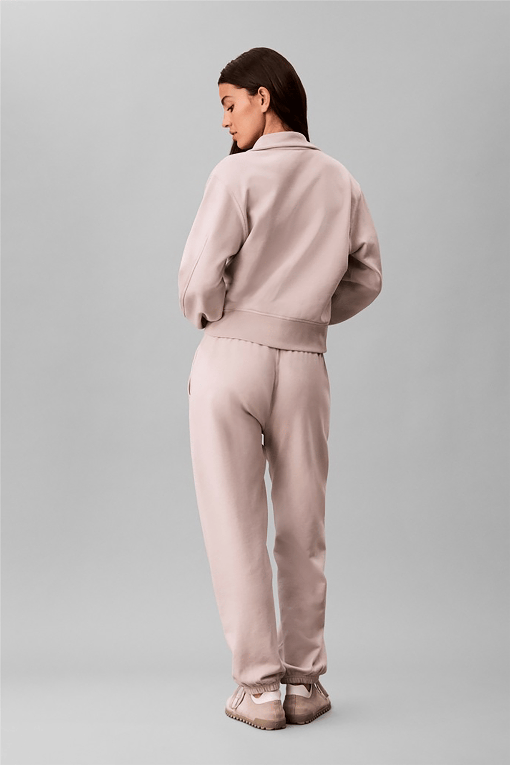 Calvin Klein French Terry Emblem Relaxed Jogg Kadın Eşofman Altı