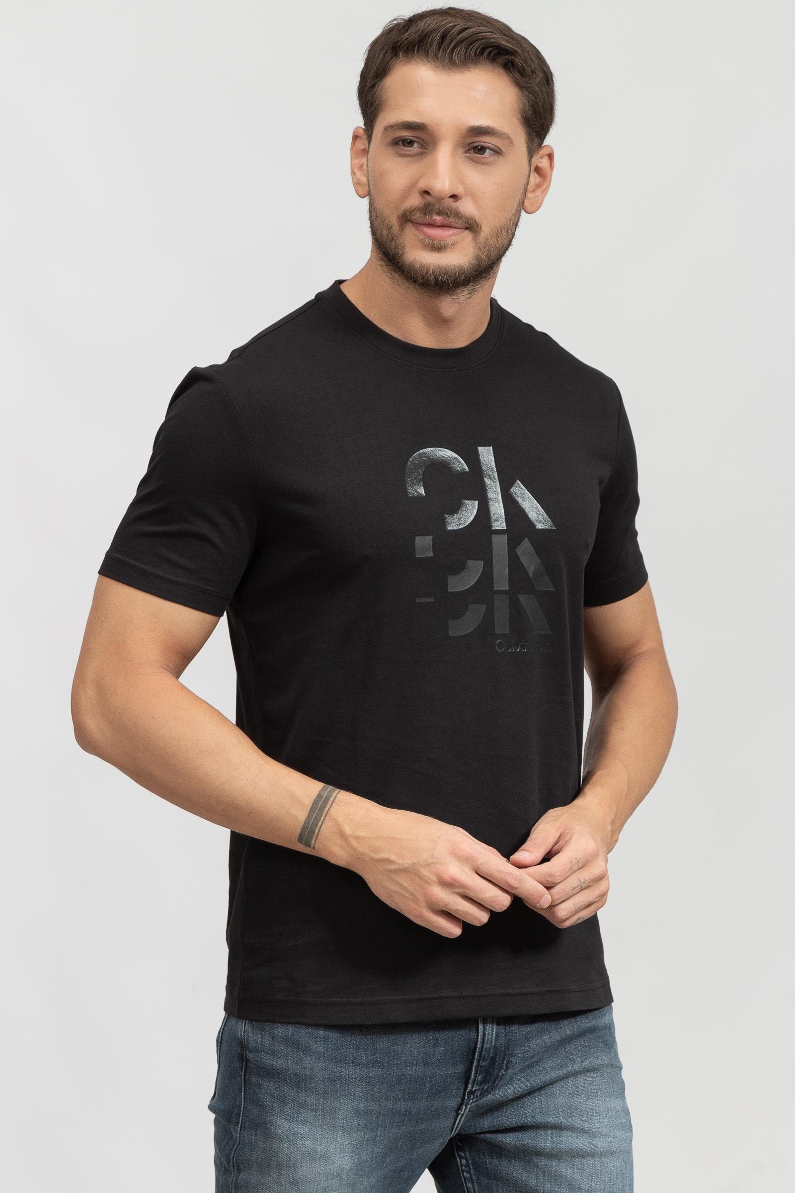 Calvin Klein Graphic Triple Logo Erkek Bisiklet Yaka T-Shirt