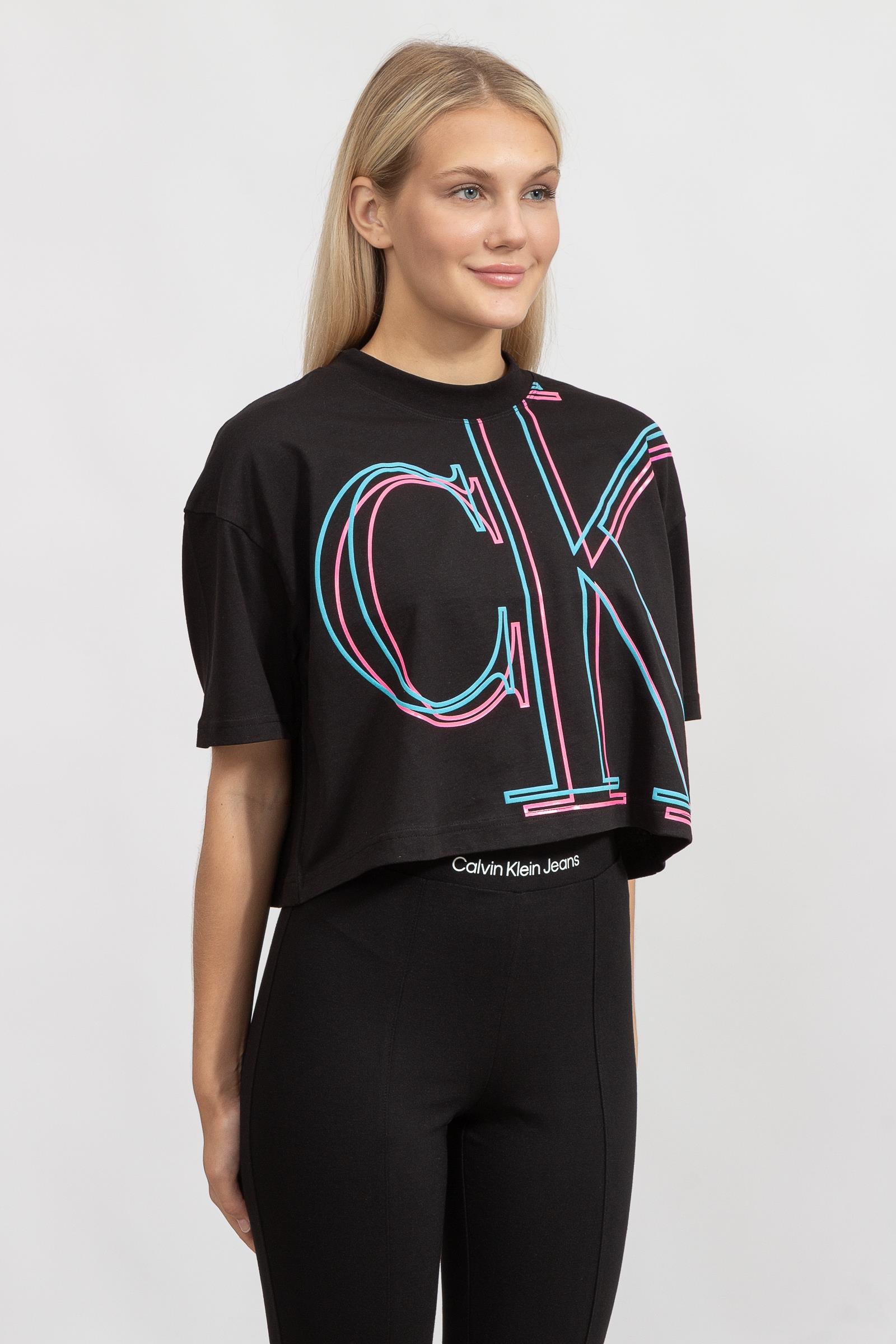 Calvin Klein Illuminated Ck Crop Kadın Bisiklet Yaka T-Shirt