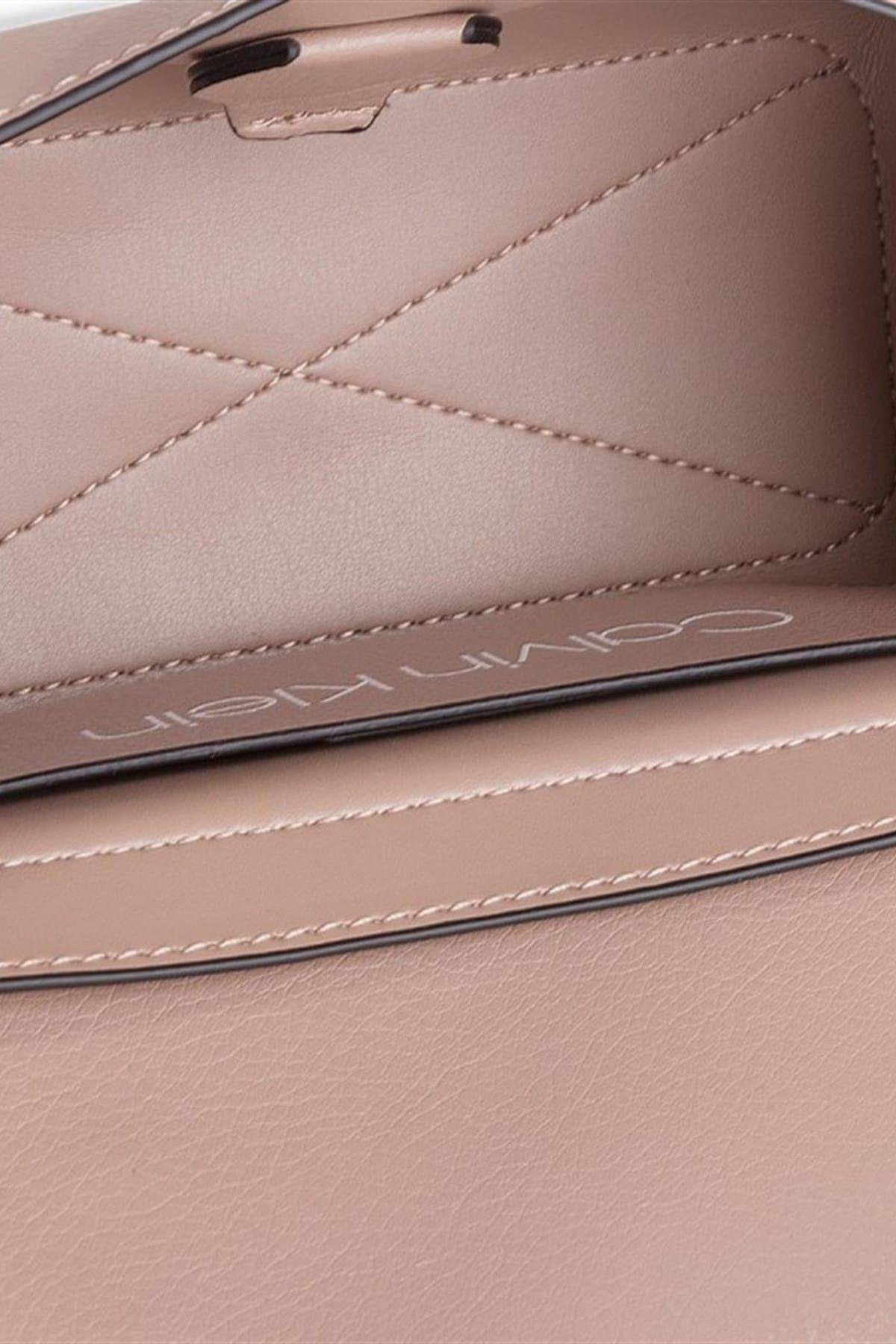 Calvin Klein Kadın Bel Çantası
