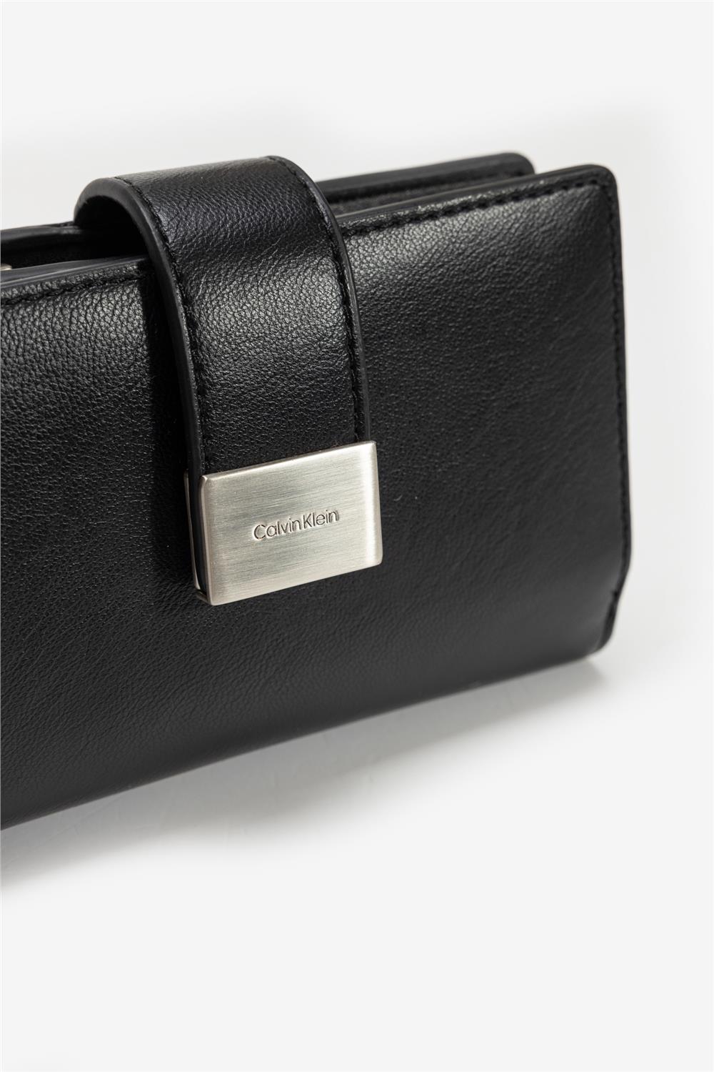 Calvin Klein Kadın Cüzdan