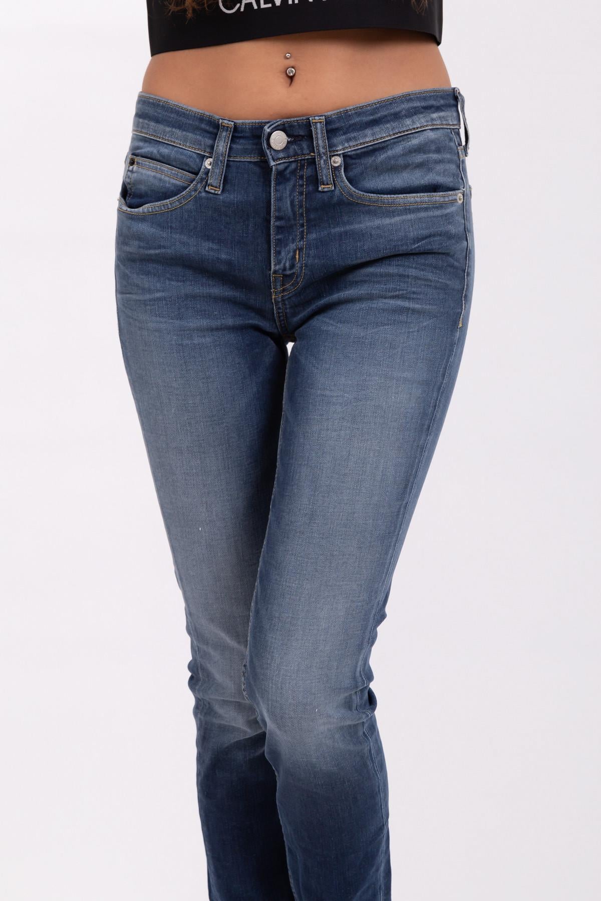 Calvin Klein Kadın Jean Pantolon