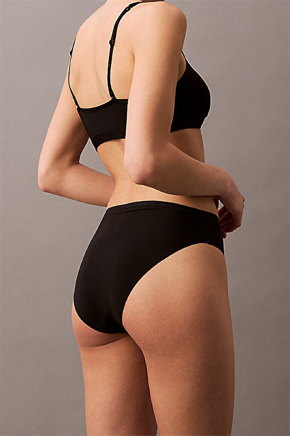Calvin Klein Kadın Külot Siyah