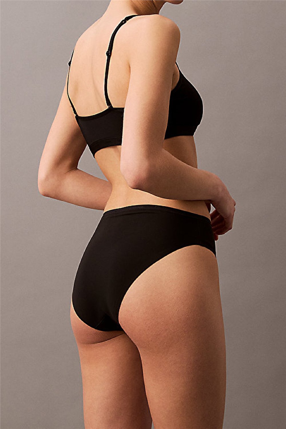 Calvin Klein Kadın Külot Siyah