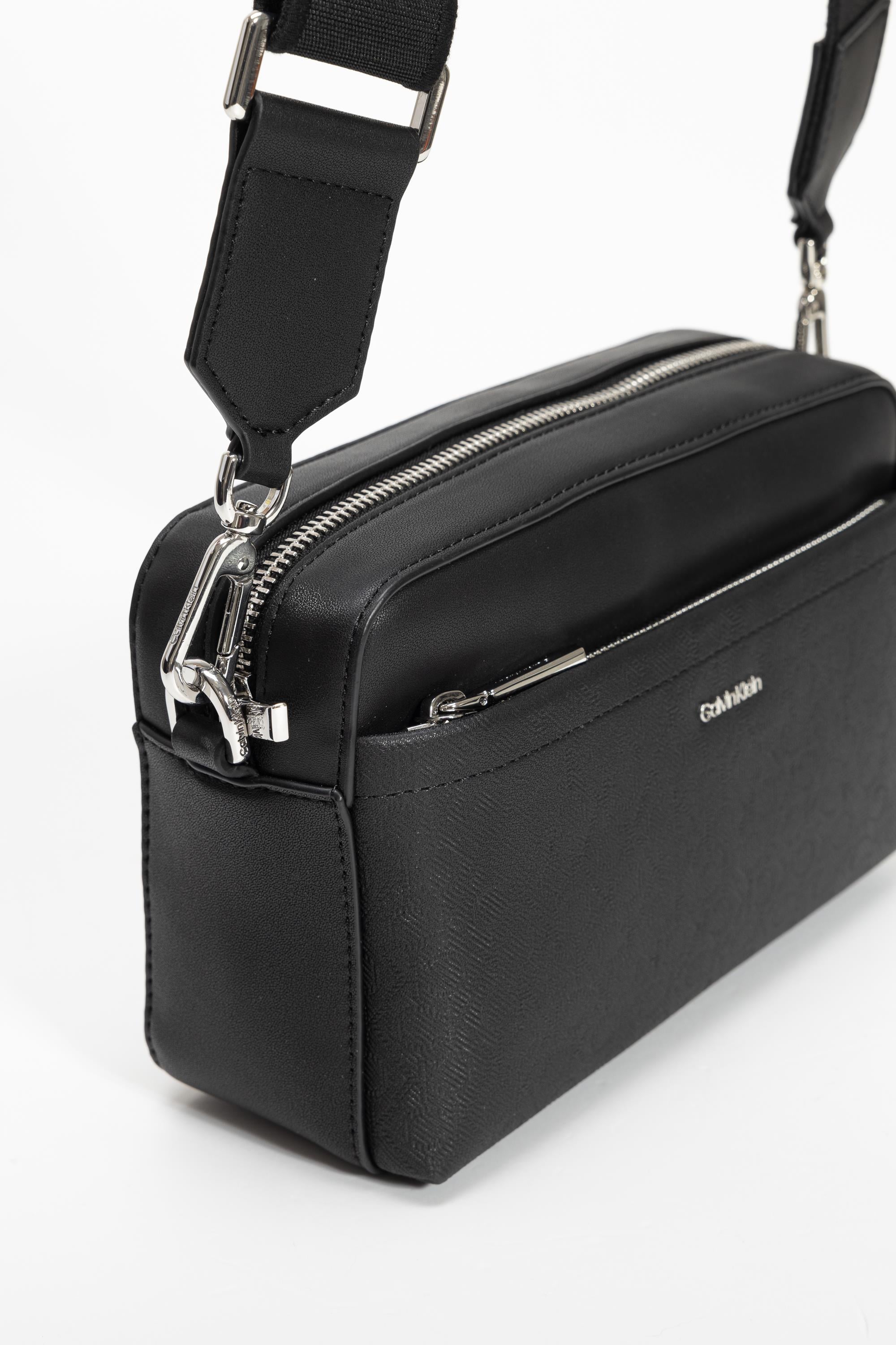 calvin-klein-kadin-mini-omuz-cantasi-4774-b.jpg
