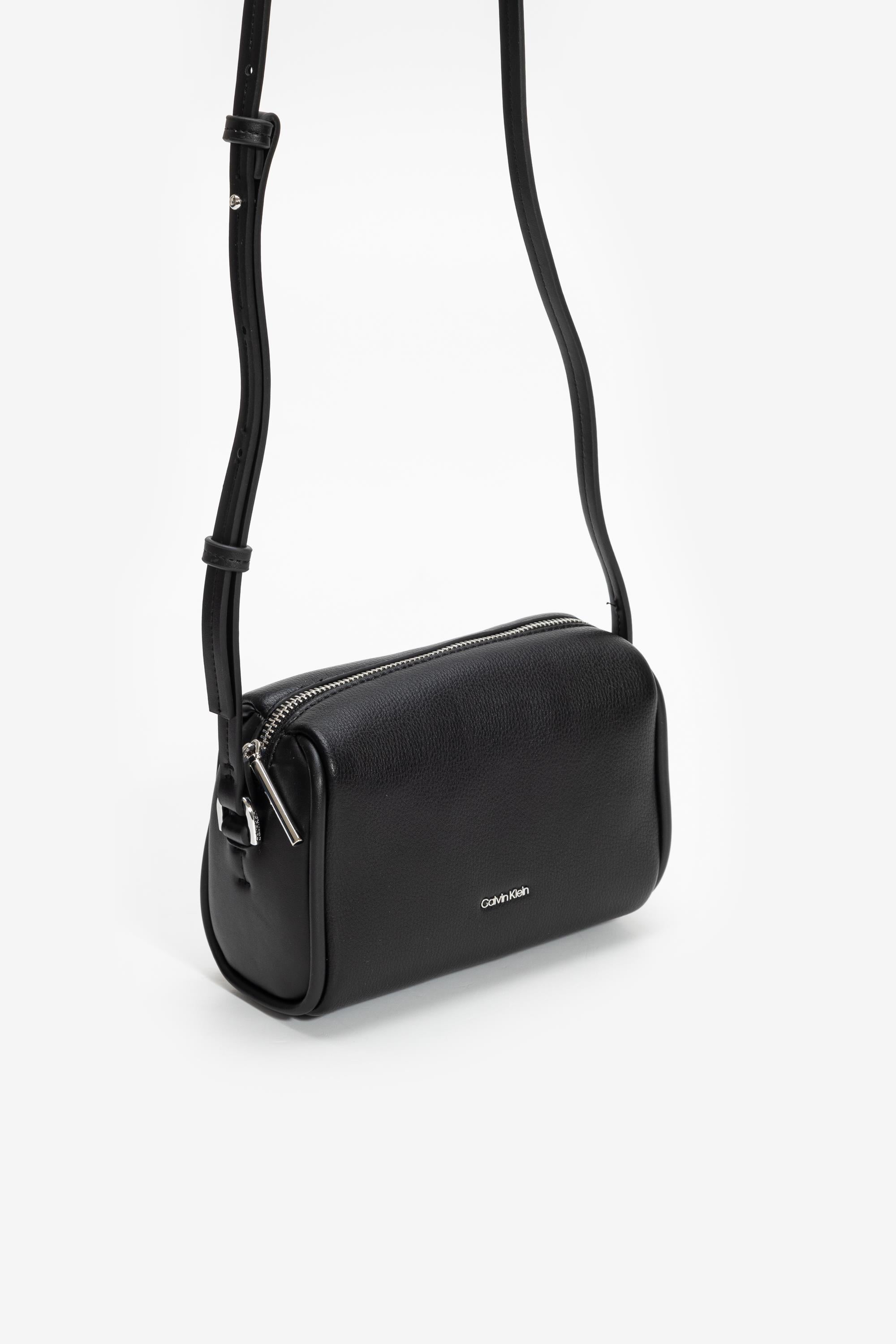 calvin-klein-kadin-mini-omuz-cantasi-e50-b5.jpg