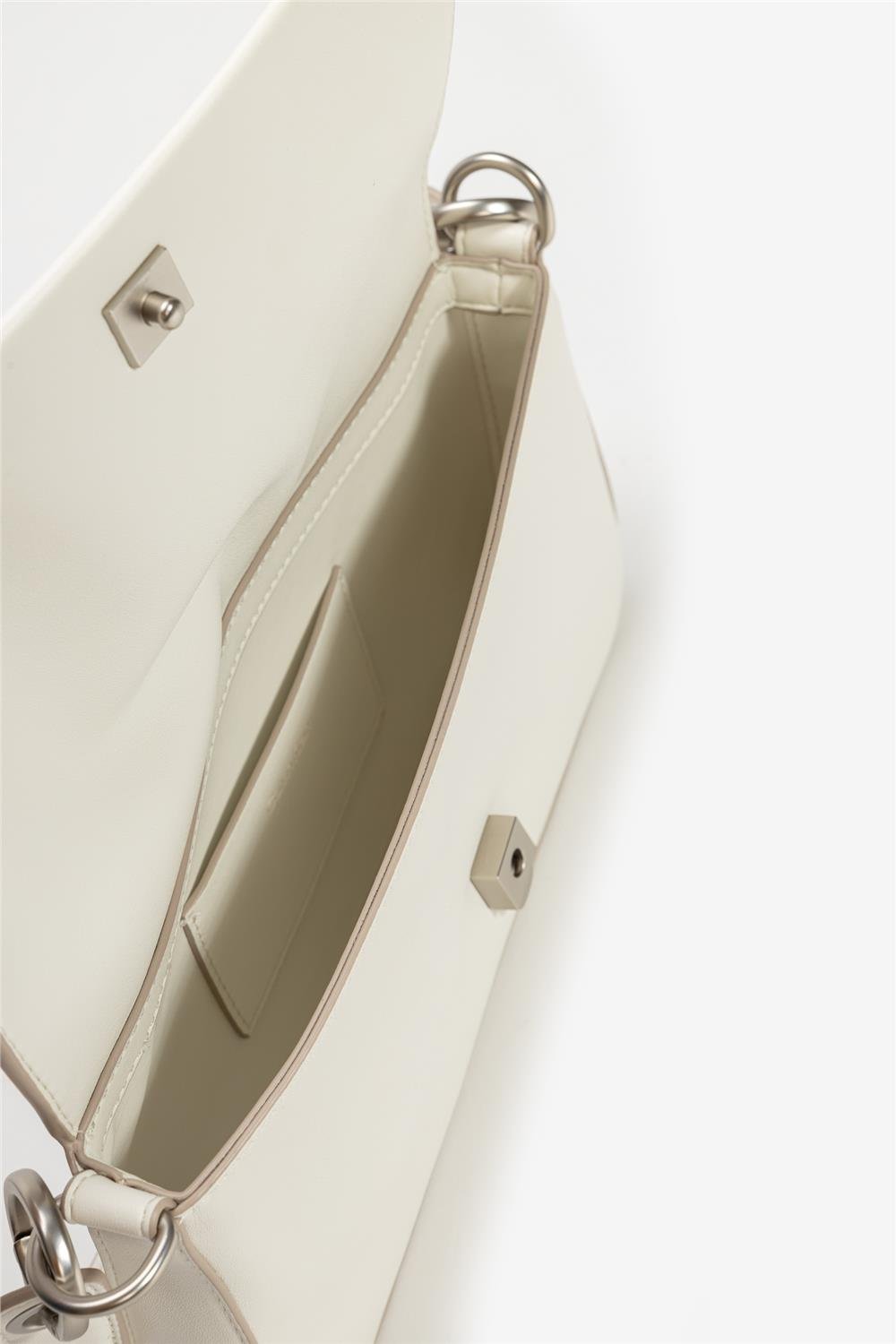 Calvin Klein Kadın Omuz Çantası