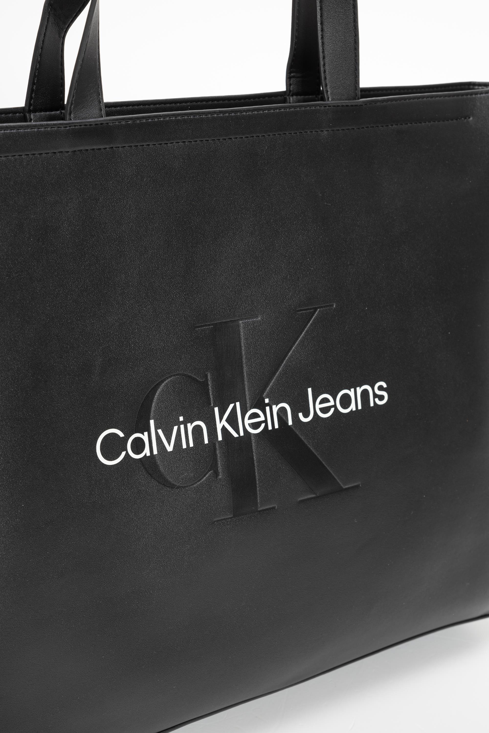 calvin-klein-kadin-omuz-cantasi-f84e71.jpg
