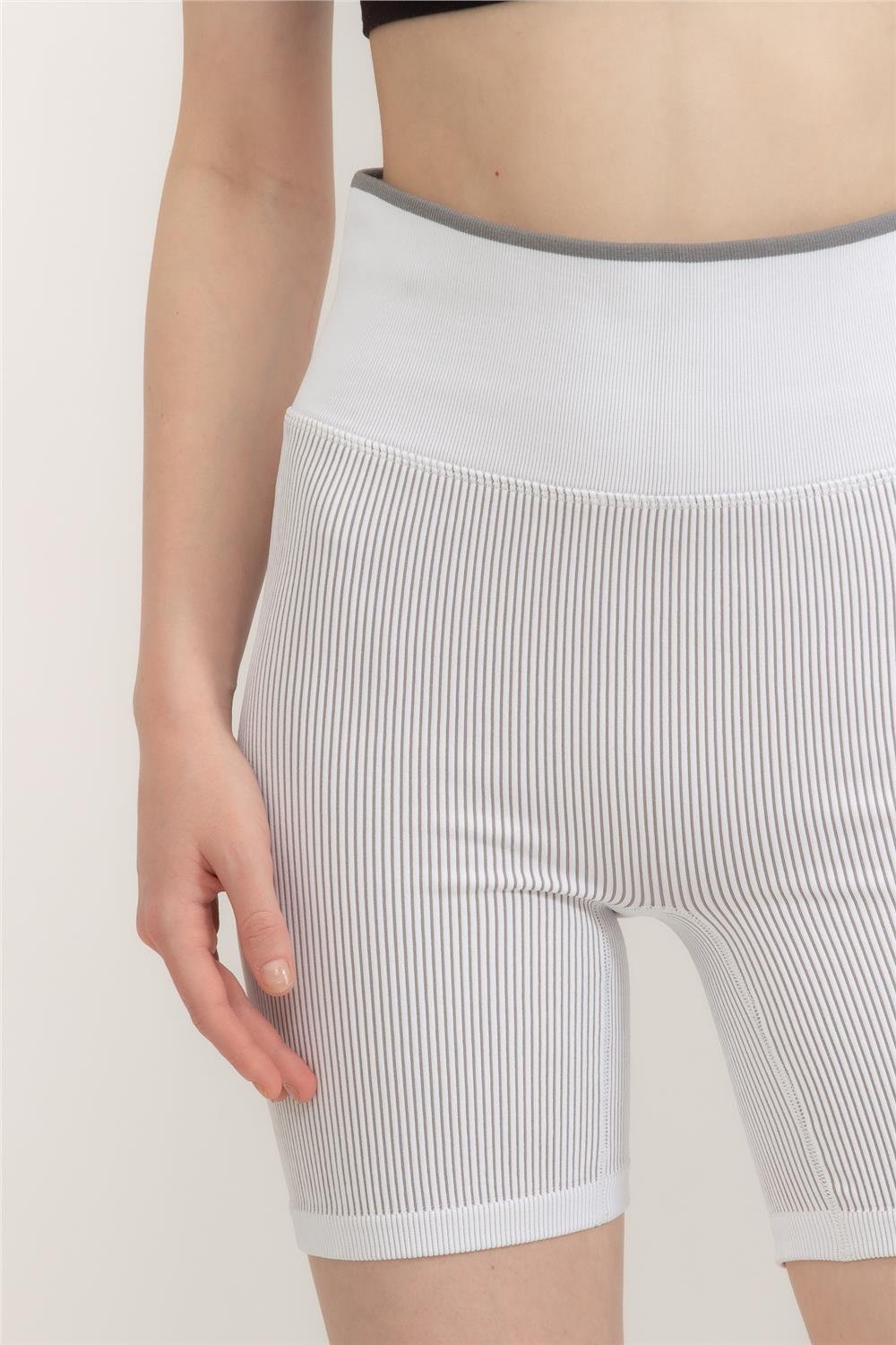 Calvin Klein Kadın Spor Şortu