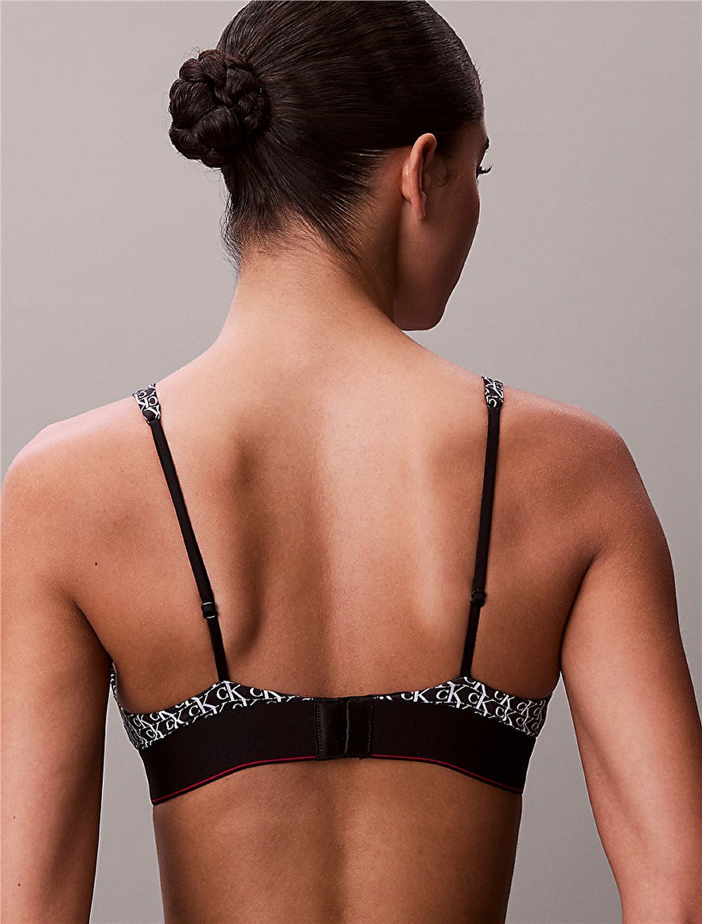Calvin Klein Lightly Lined Triangle Kadın Sütyen Siyah