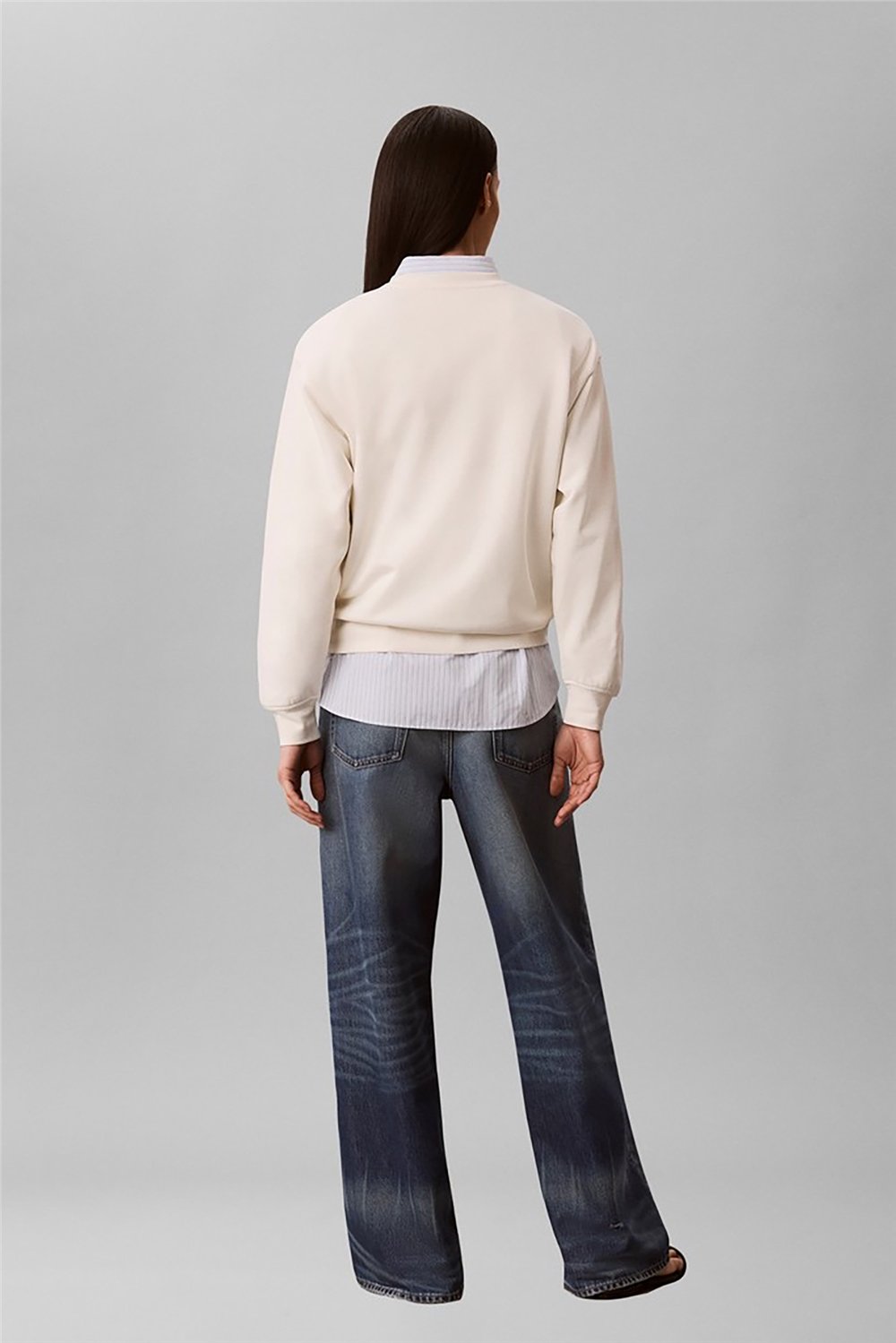 Calvin Klein Ls Baby Terry Seasonal Monologo Kadın Bisiklet Yaka Sweatshirt Beyaz