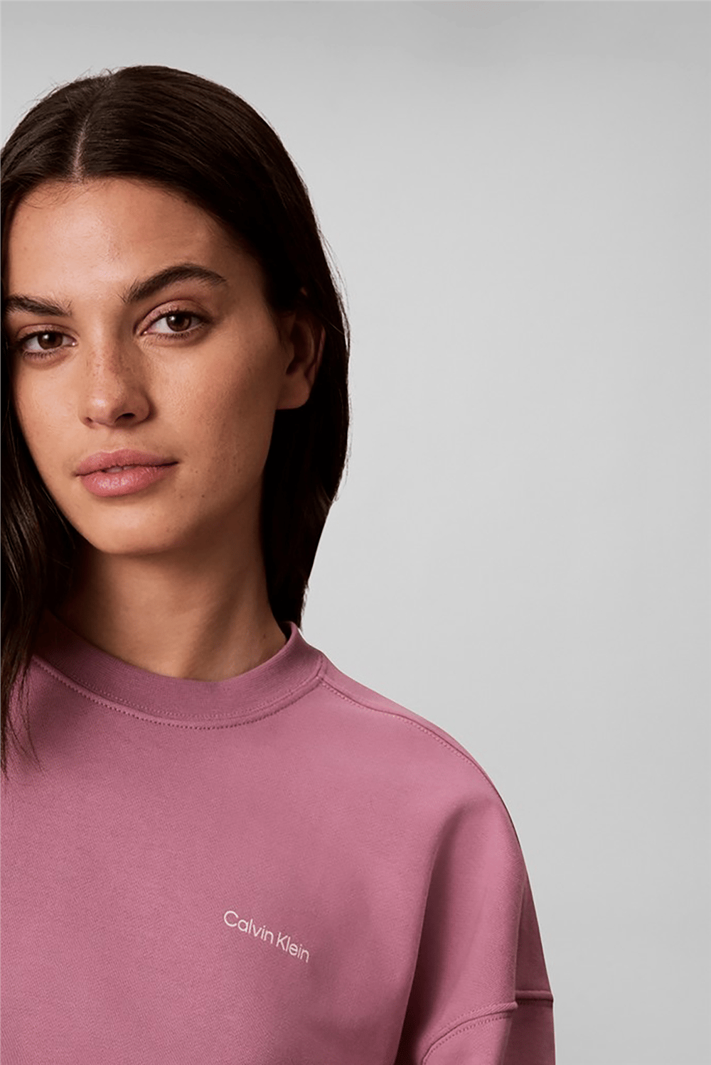 Calvin Klein Ls Feminine Logo French Terry Cr Kadın Bisiklet Yaka Sweatshirt