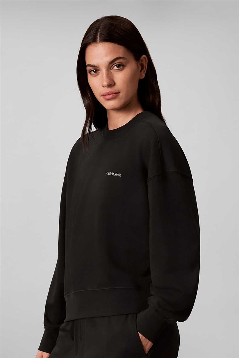 Calvin Klein Ls Feminine Logo French Terry Cr Kadın Bisiklet Yaka Sweatshirt Siyah