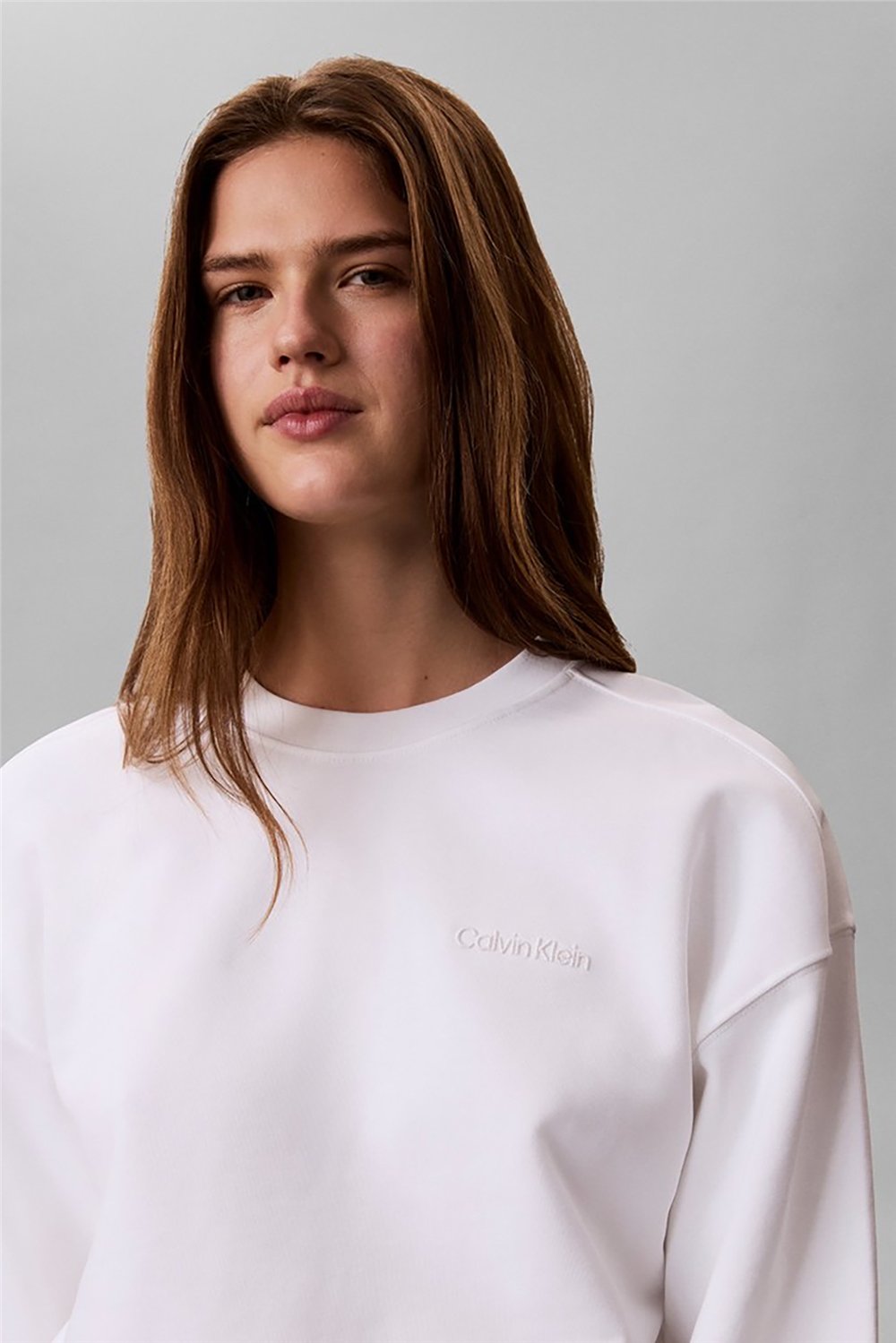 Calvin Klein Ls Terry Standard Logo Crew Nk Kadın Bisiklet Yaka Sweatshirt Beyaz