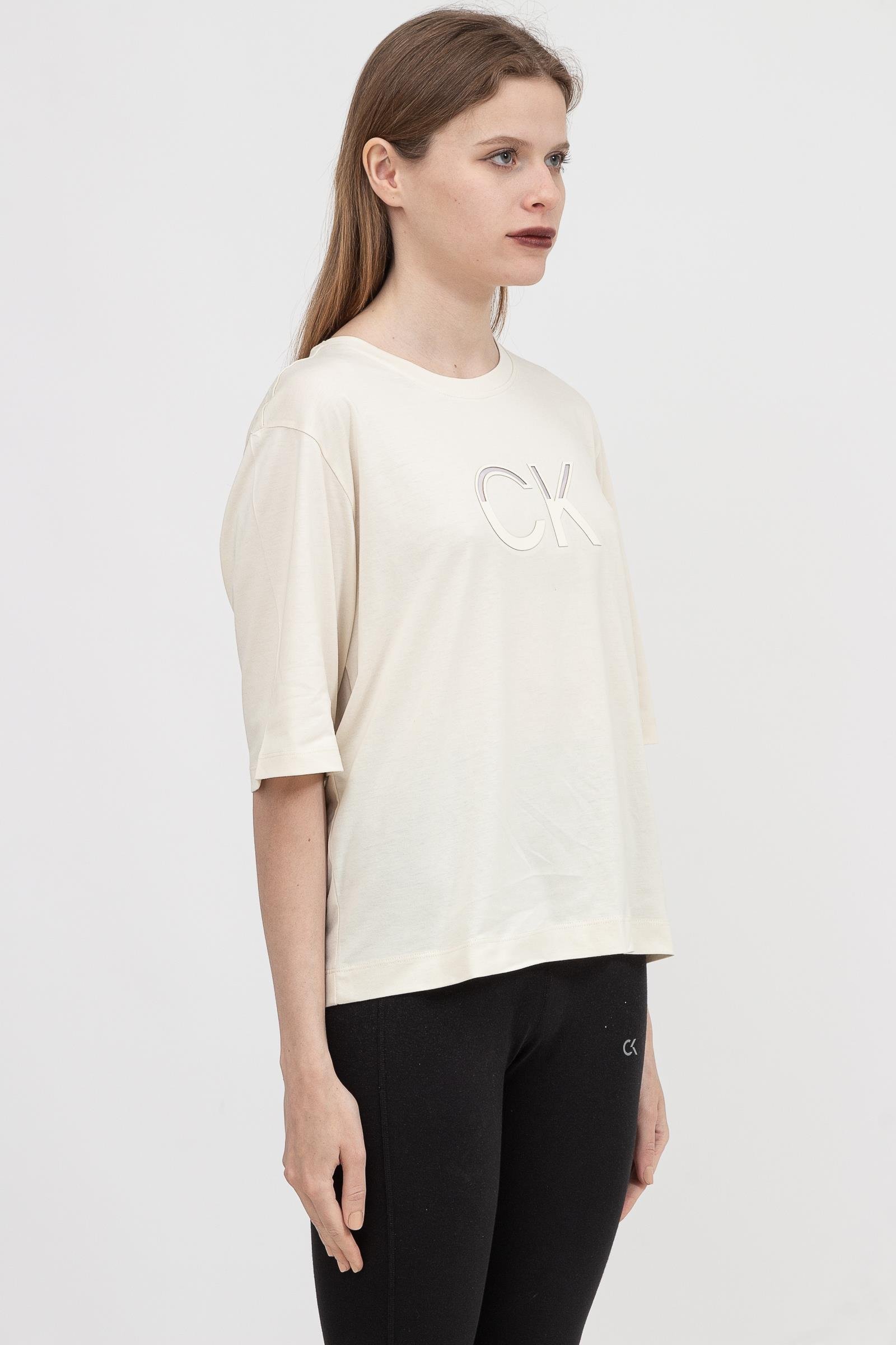 Calvin Klein Mesh Logo Relaxed Kadın Bisiklet Yaka T-Shirt