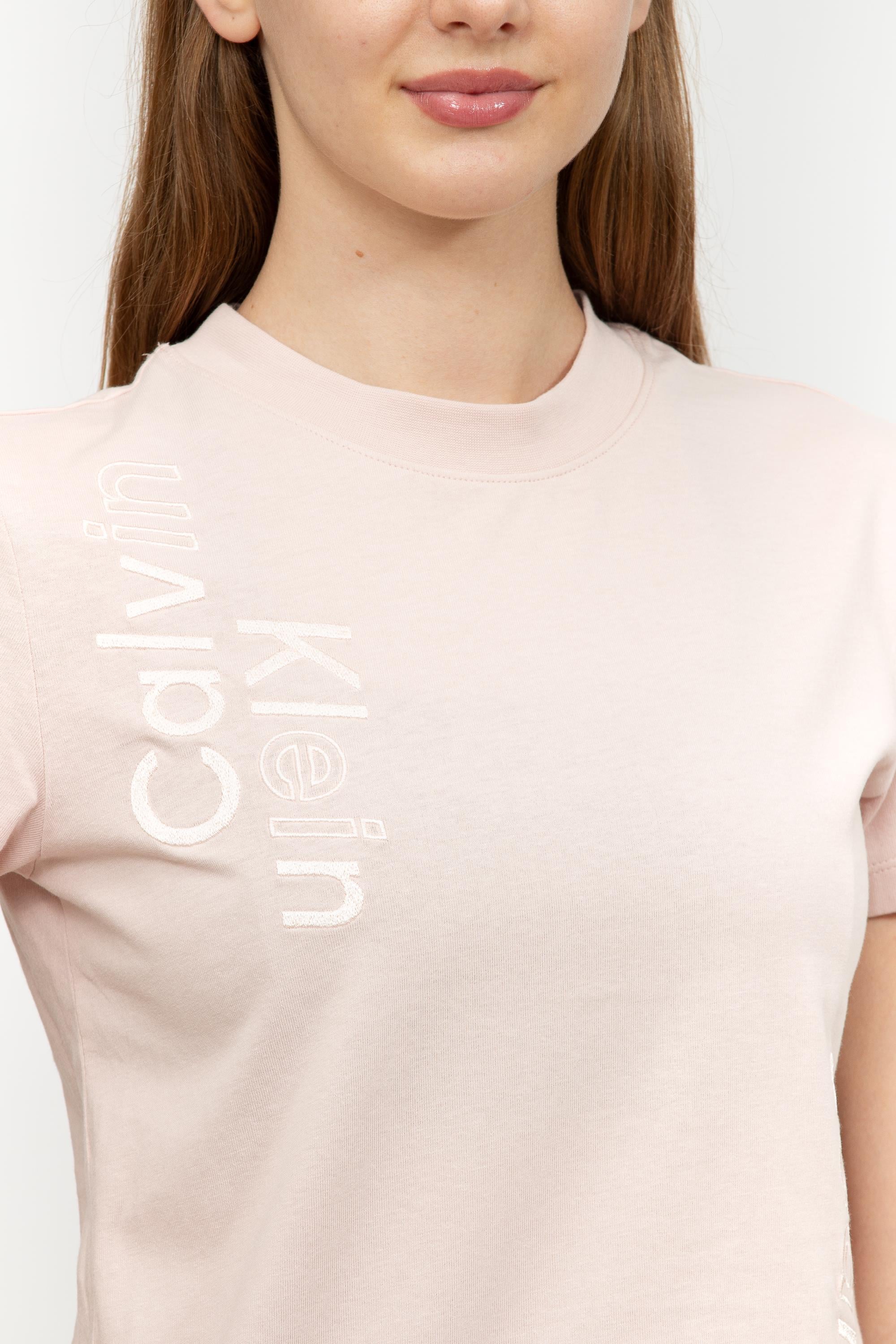 Calvin Klein Multi Placement Logo Baby Kadın Bisiklet Yaka T-Shirt