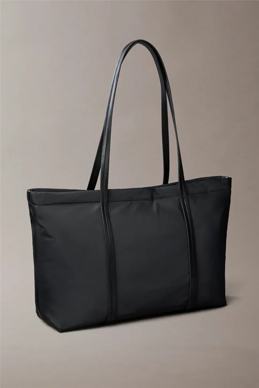 Calvin Klein Nylon Medium Tote Kadın Mini Omuz Çantası Siyah