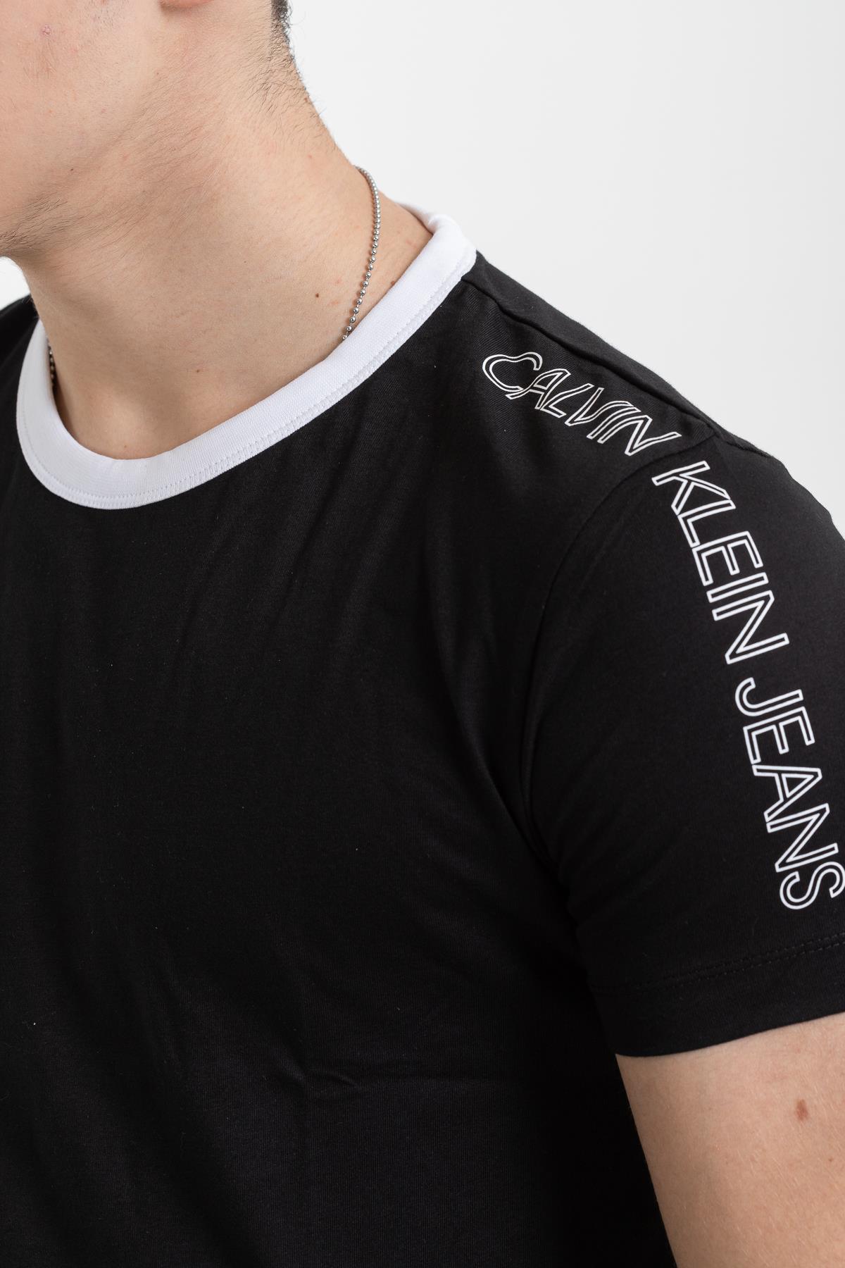 Calvin Klein Outline Logo Erkek T-Shirt