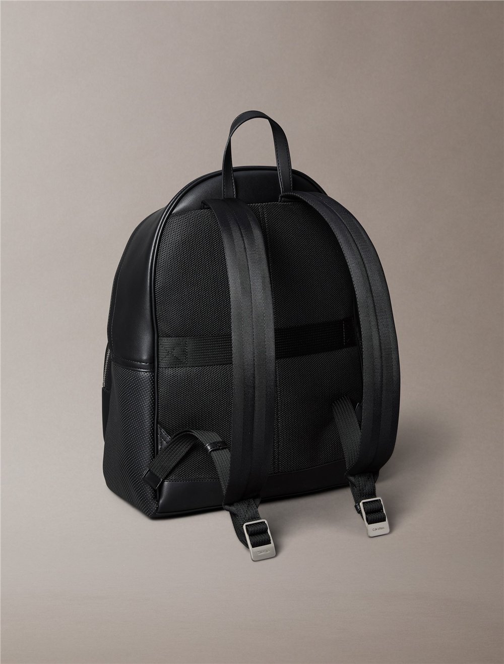 Calvin Klein Perforated Backpack Erkek Sırt Çantası Siyah