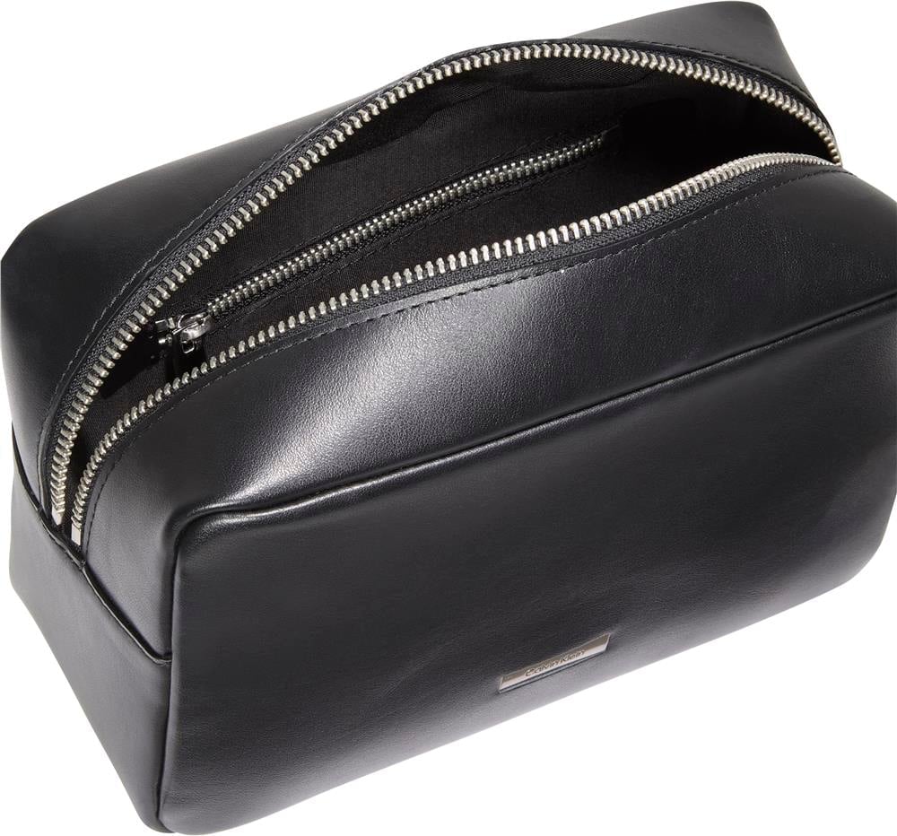 Calvin Klein Plaque Dopp Kit Erkek El Çantası