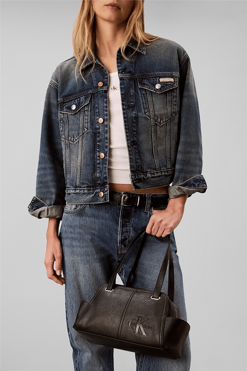 Calvin Klein Pockets Monologo Shoulder Bag Kadın Mini Omuz Çantası Siyah