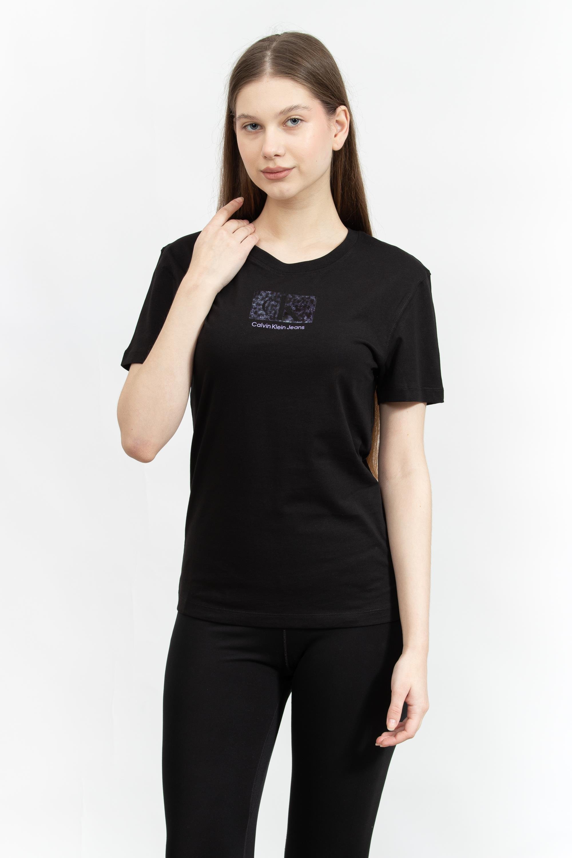 Calvin Klein Printed Box Slim Kadın Bisiklet Yaka T-Shirt