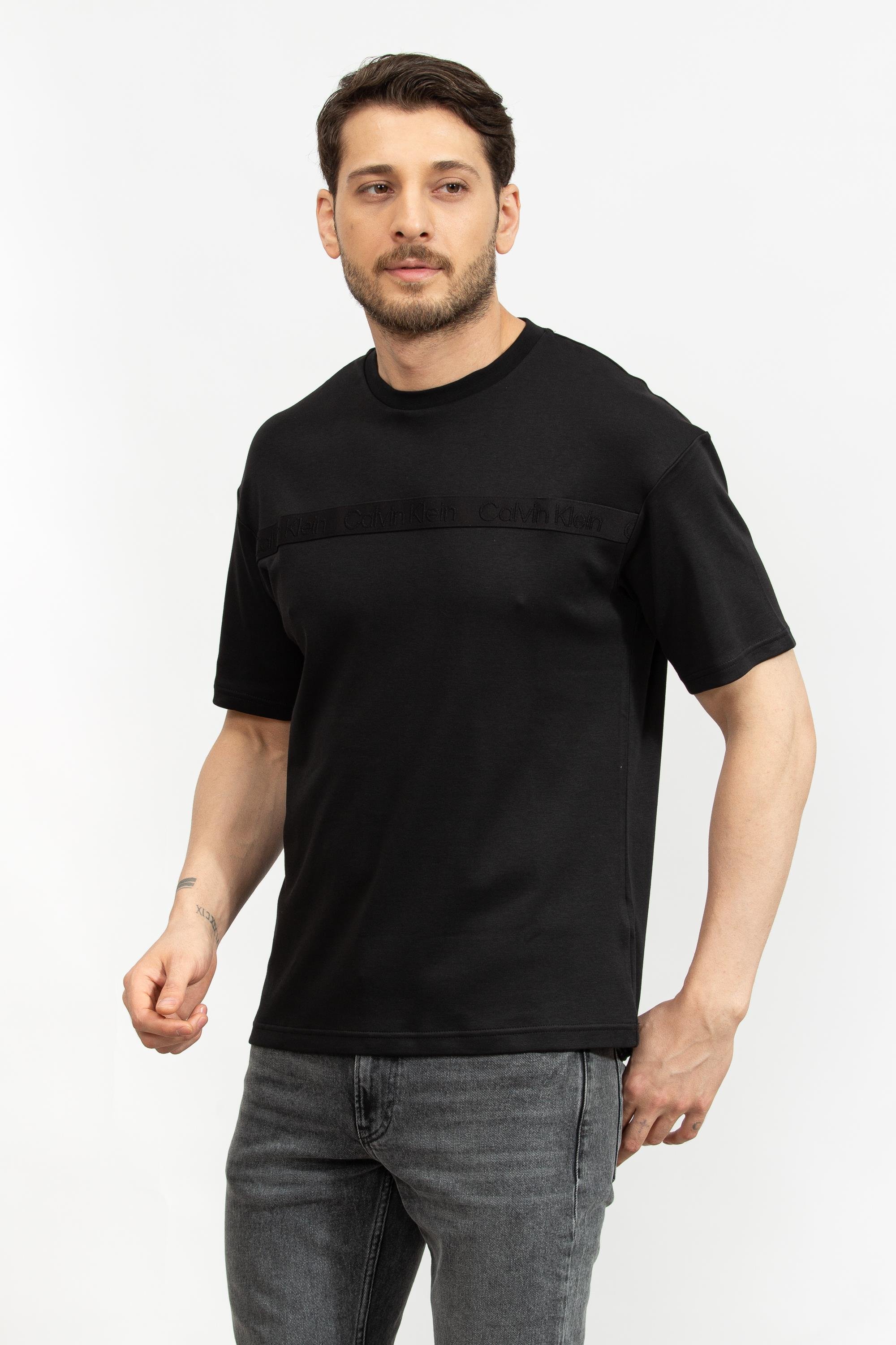 Calvin Klein Raised Logo Tape Erkek Bisiklet Yaka T-Shirt