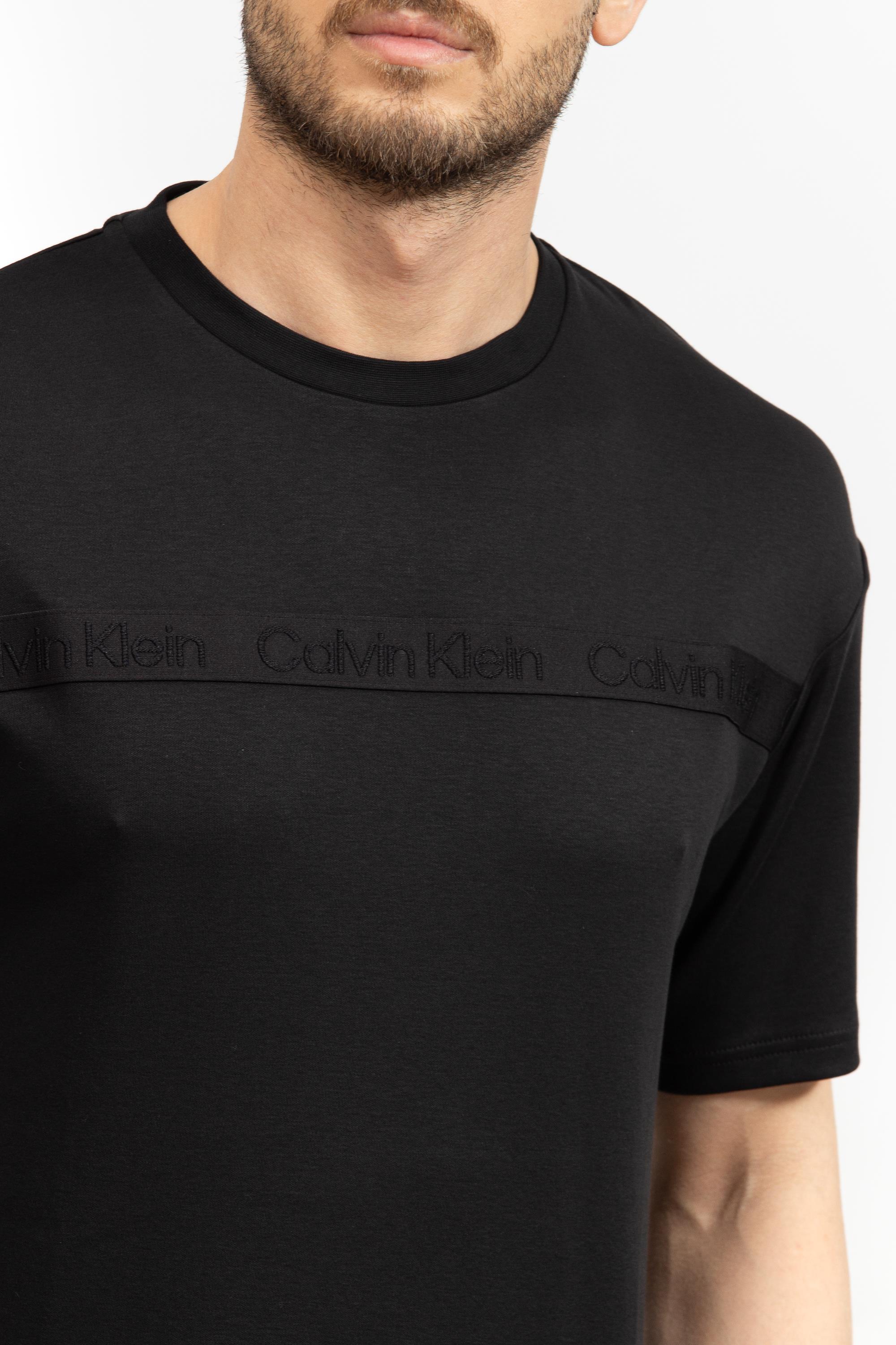 Calvin Klein Raised Logo Tape Erkek Bisiklet Yaka T-Shirt