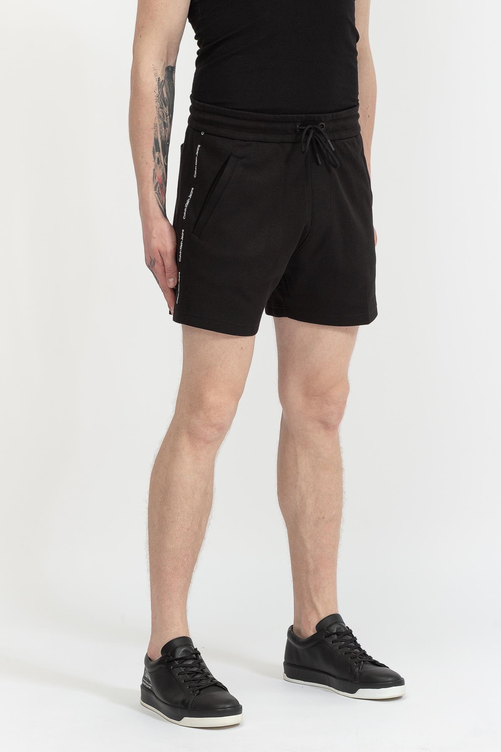 Calvin Klein Repeat Logo Hwk Short Erkek Bermuda Şort