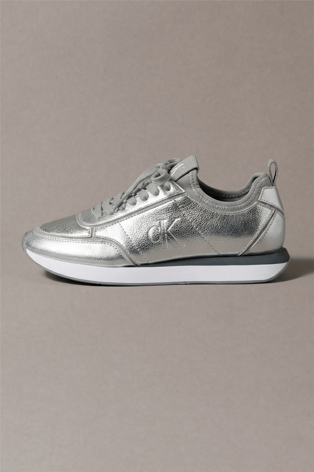 Calvin Klein Retro Runner Metallic Kadın Sneaker Gri