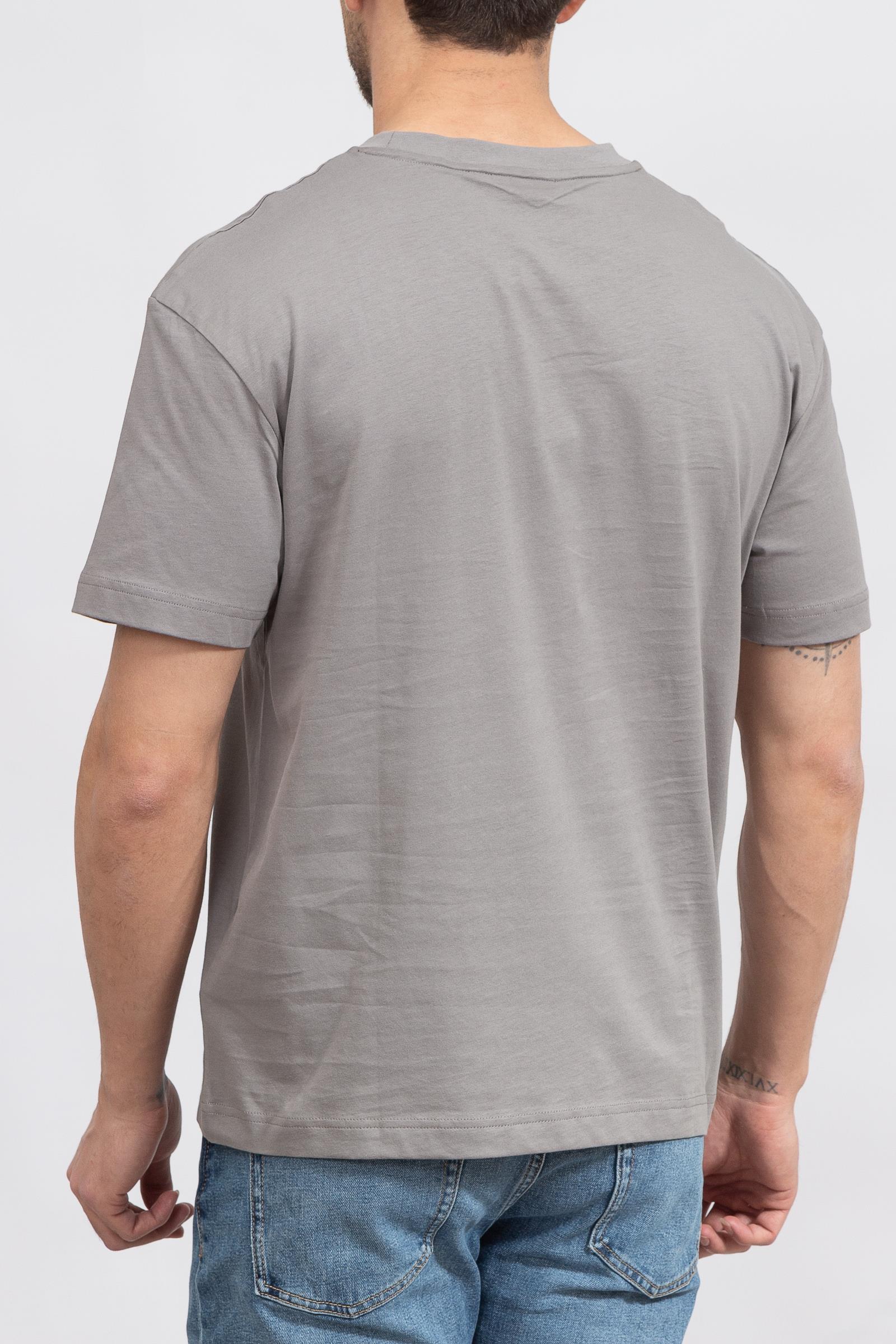 Calvin Klein Seasonal Logo Erkek Bisiklet Yaka T-Shirt