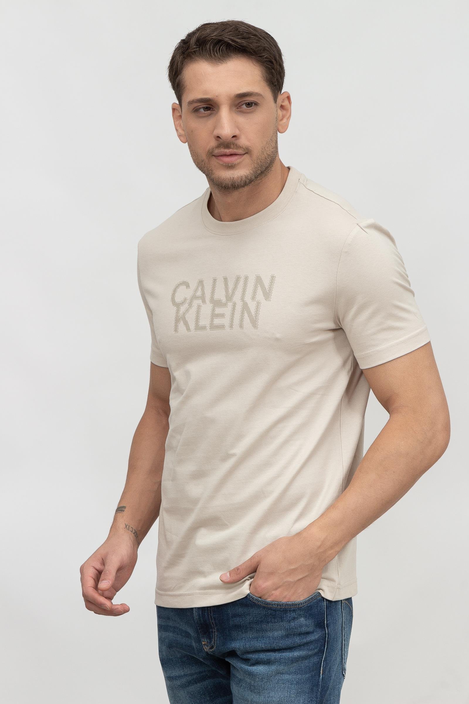 Calvin Klein Seasonal Logo Erkek Bisiklet Yaka T-Shirt