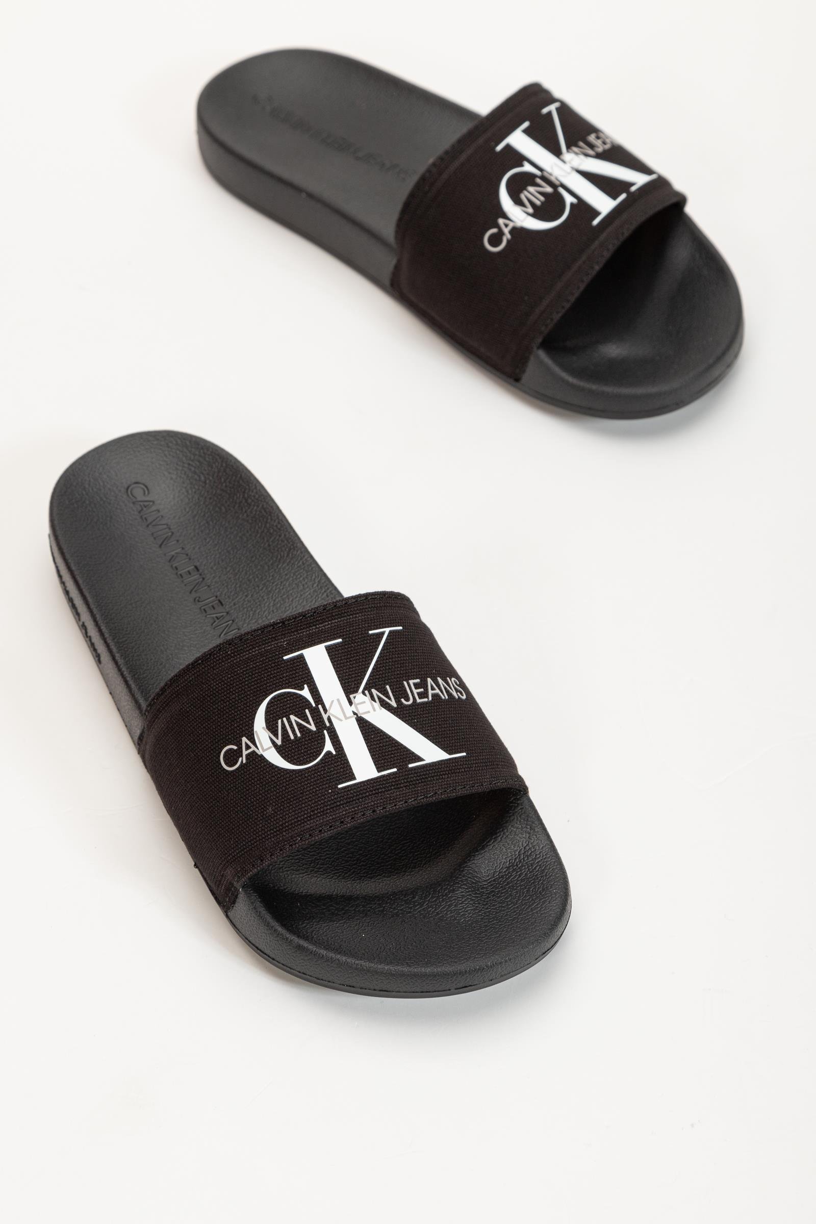 Calvin Klein Slide Monogram Kadın Terlik