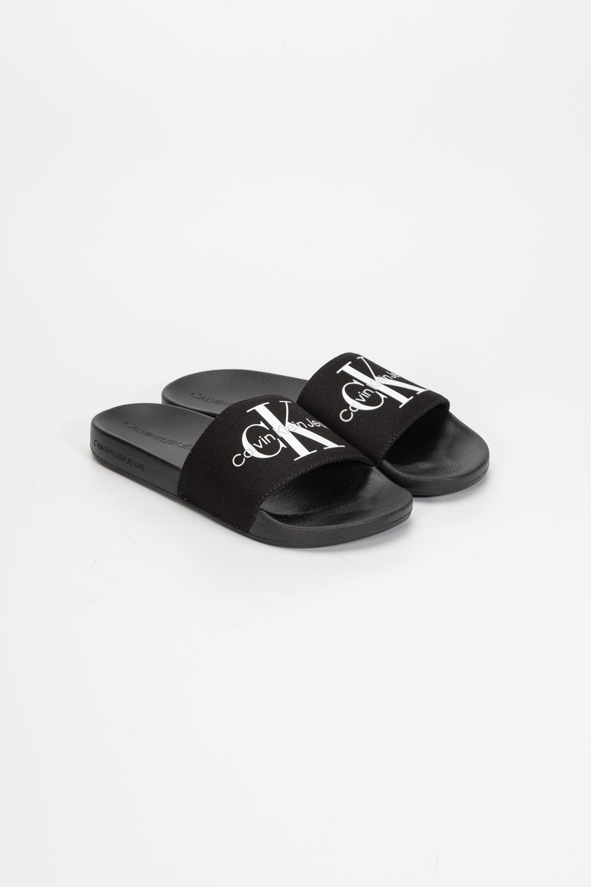 Calvin Klein Slide Monogram Kadın Terlik