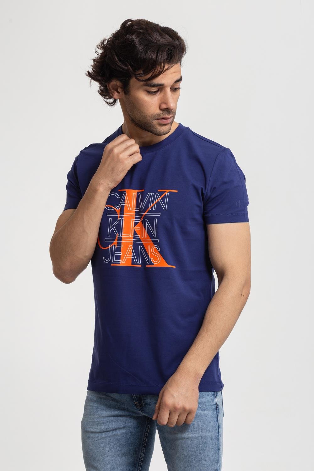 Calvin Klein Slim Fit Grafik Logo Baskılı Erkek Kısa Kollu T-Shirt