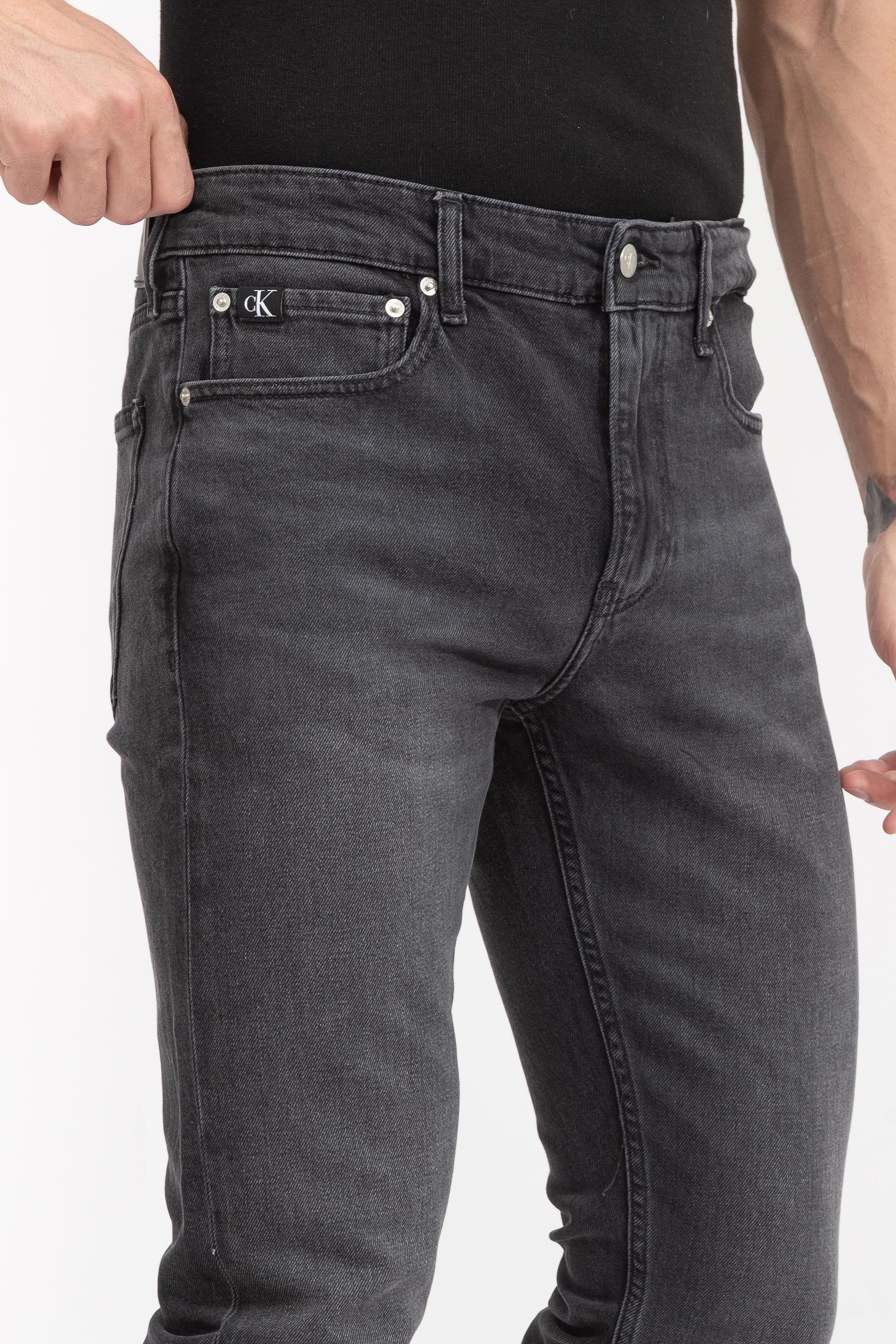 Calvin Klein Slim Taper Erkek Jean Pantolon