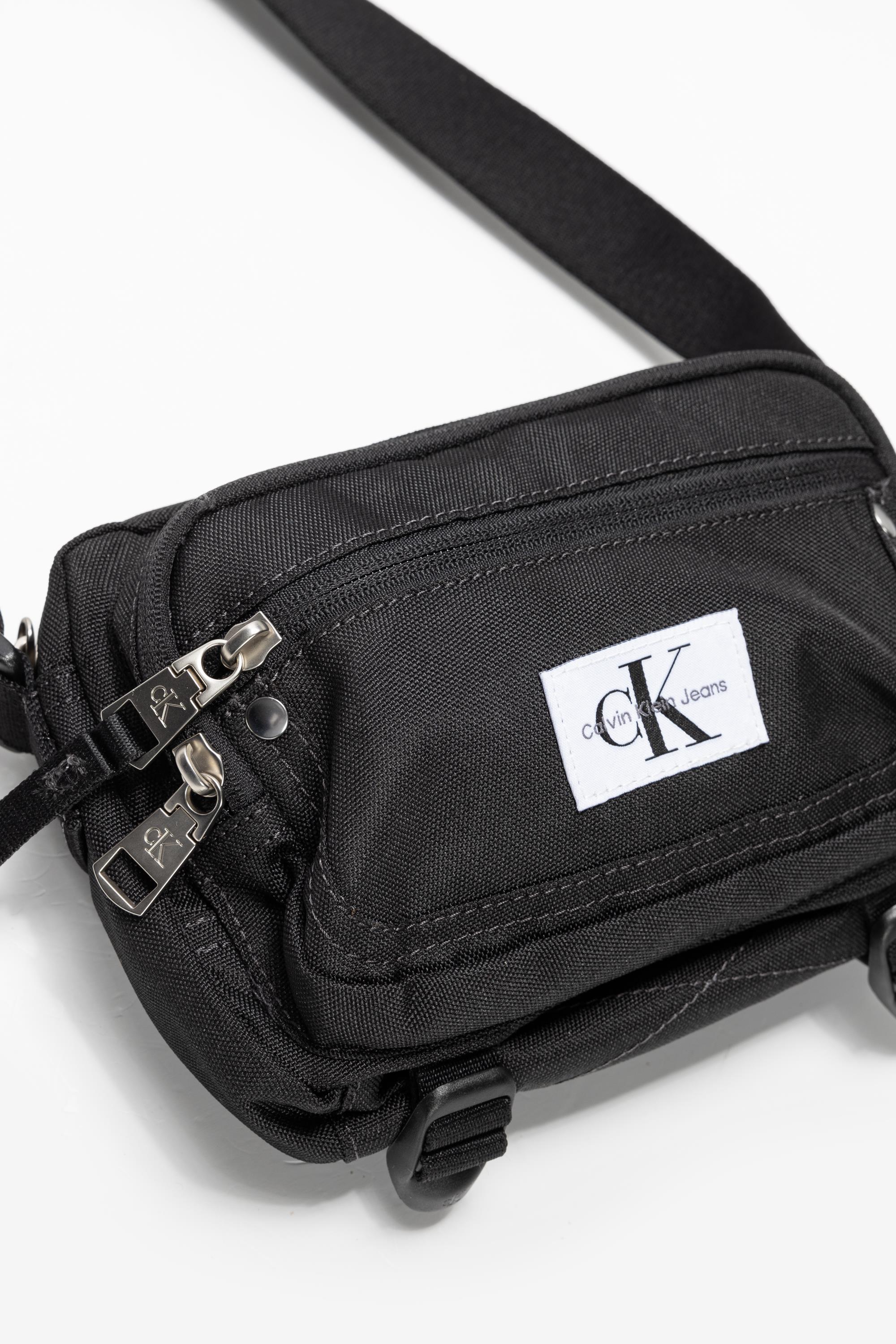 Calvin Klein Sport Essentials Camera 21 W Erkek Reporter Çanta