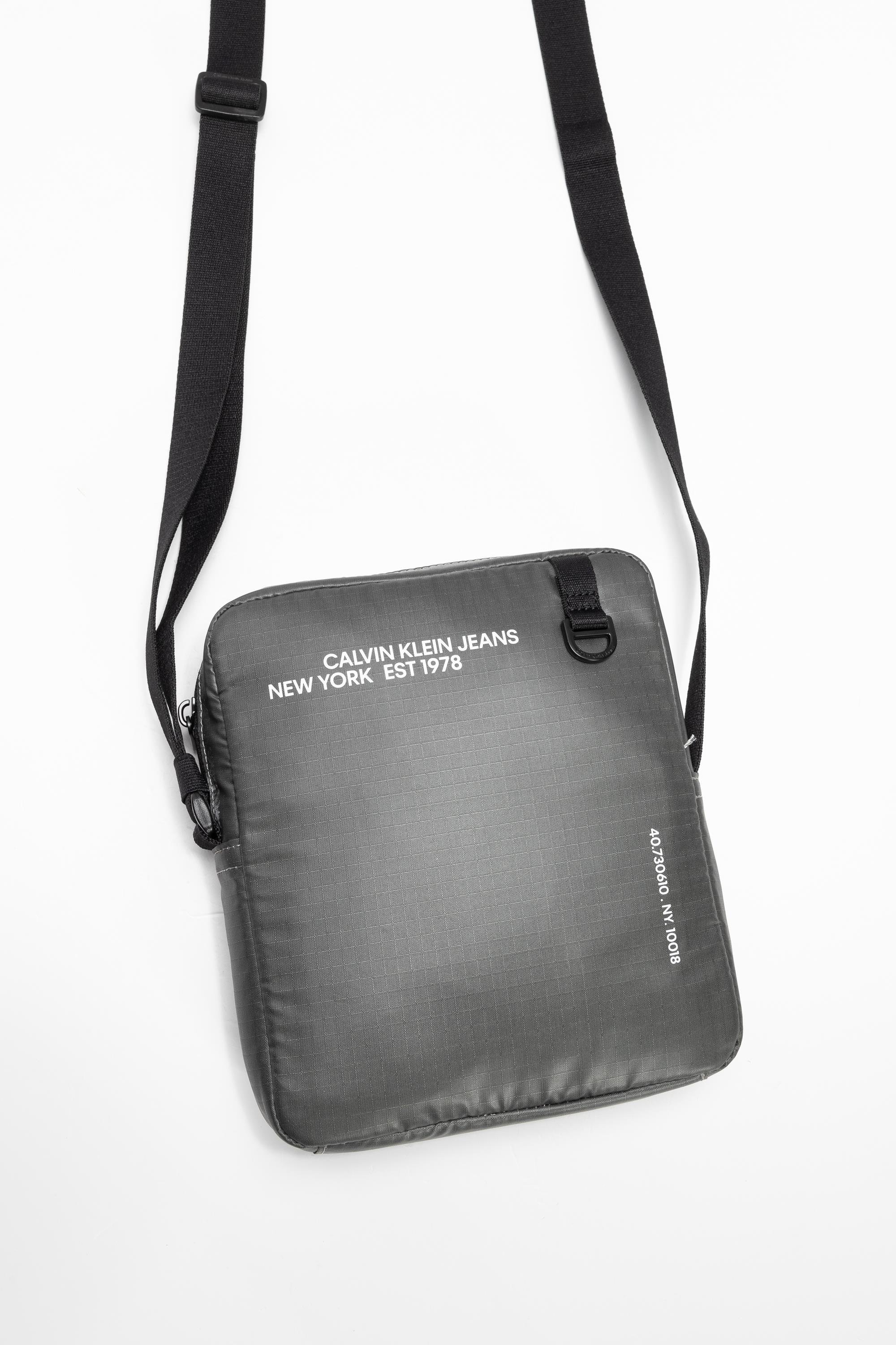 Calvin Klein Sport Essentials Erkek Reporter Çanta