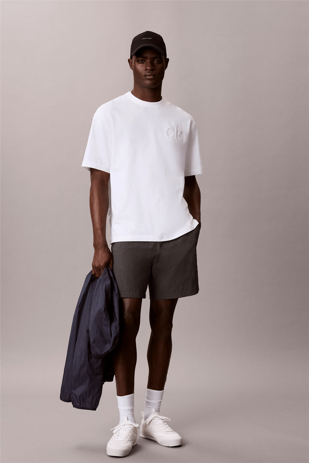 Calvin Klein Ss 16S Aug Calvin Kln Trvl Graph Erkek Bisiklet Yaka T-Shirt Beyaz