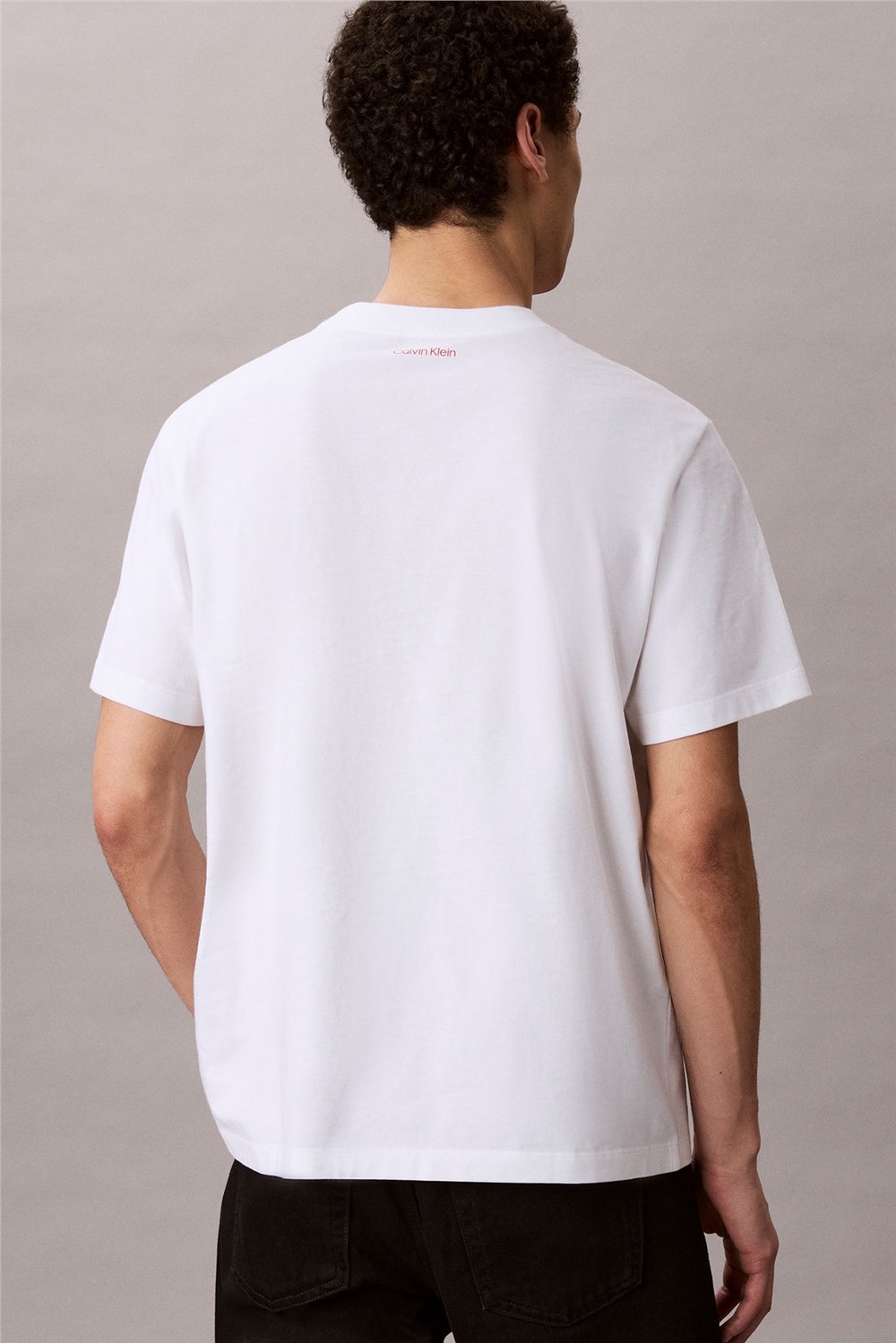 Calvin Klein Ss 20S Calvinklein Trvl Font Gra Erkek Bisiklet Yaka T-Shirt Beyaz