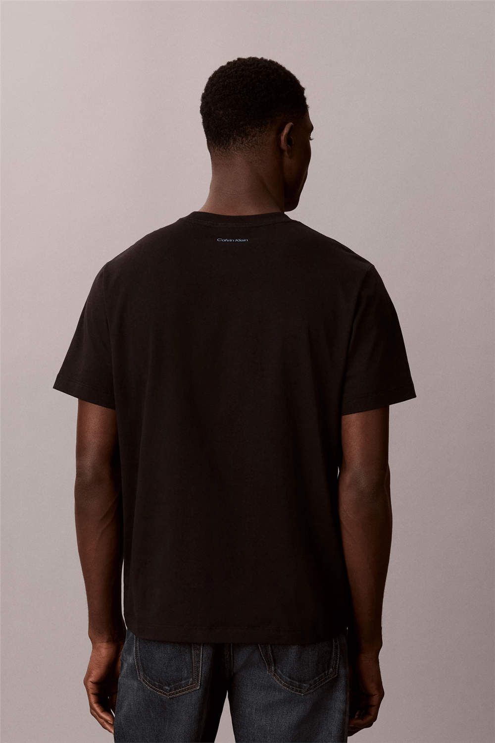Calvin Klein Ss 20S Calvinklein Trvl Font Gra Erkek Bisiklet Yaka T-Shirt Siyah