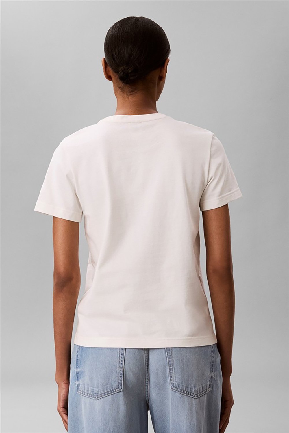 Calvin Klein Ss 20S Jersey Emblem Crew Tee Kadın Bisiklet Yaka T-Shirt Beyaz