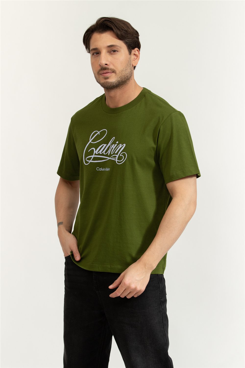 Calvin Klein SS 20S LN Calvin Script Graphic Erkek Bisiklet Yaka T-Shirt