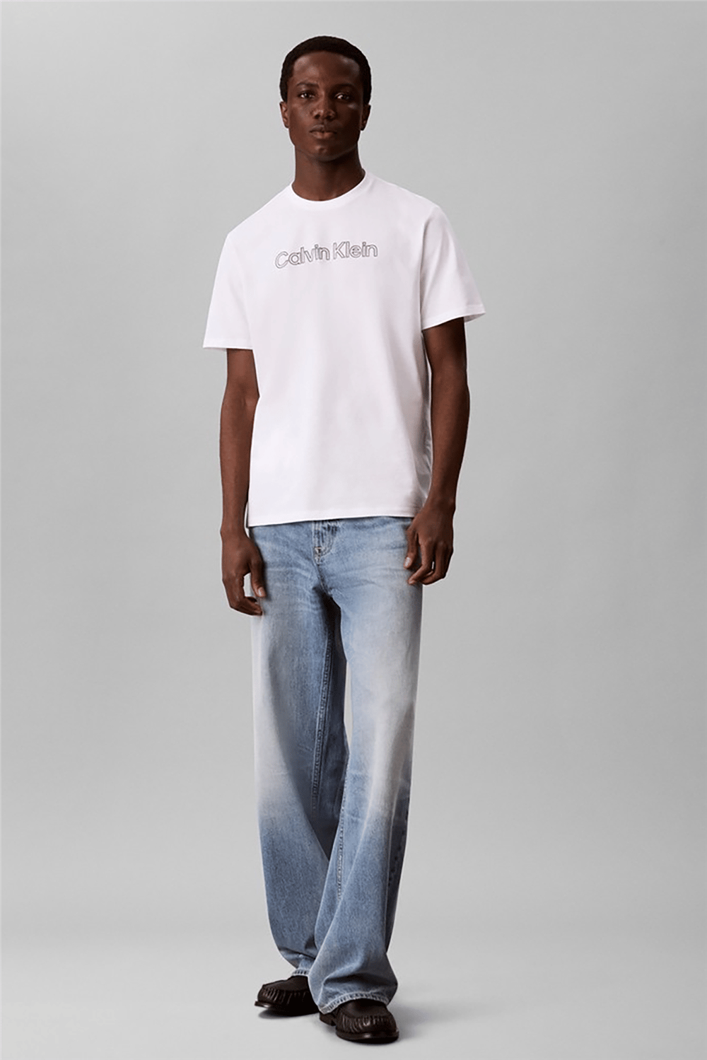 Calvin Klein Ss 30S Eu Hd Stnd Logo Graphic T Erkek Bisiklet Yaka T-Shirt Beyaz