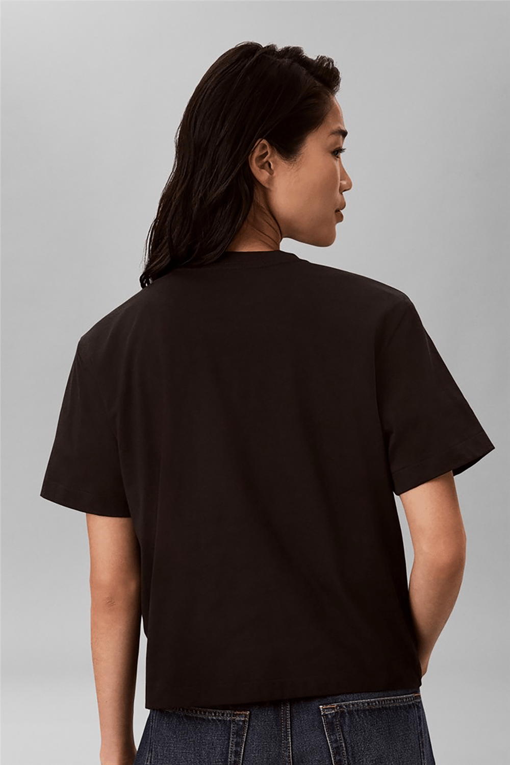 Calvin Klein Ss Boxy Bold Box Logo Tee Kadın Bisiklet Yaka T-Shirt Siyah