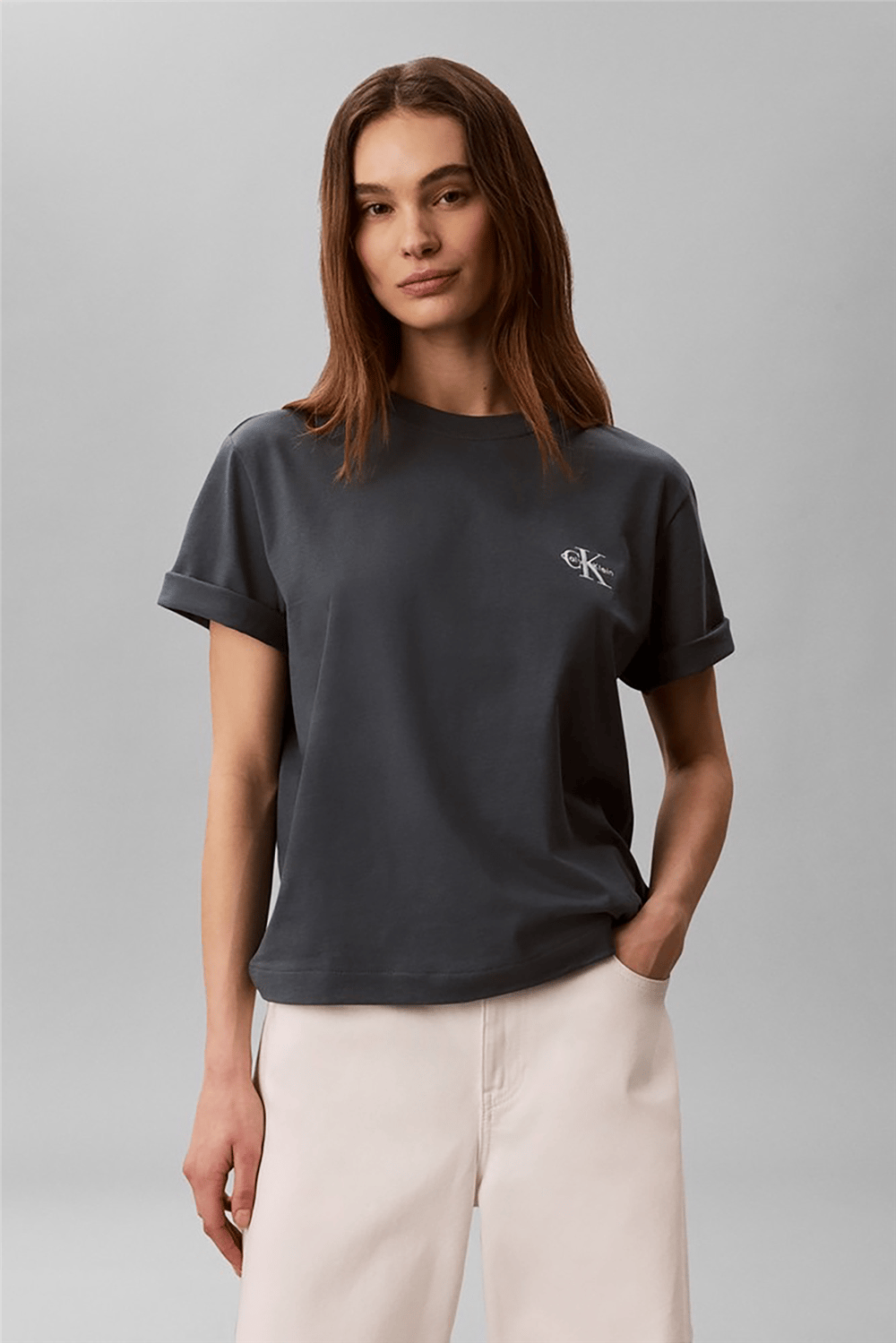 Calvin Klein Ss Boxy Left Chest Monologo Tee Kadın Bisiklet Yaka T-Shirt