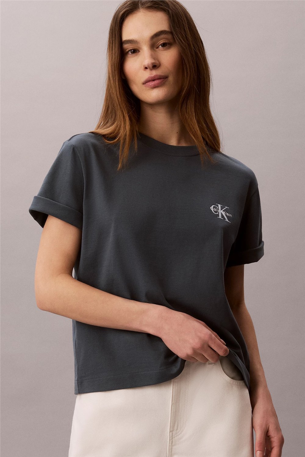 Calvin Klein Ss Boxy Left Chest Monologo Tee Kadın Bisiklet Yaka T-Shirt